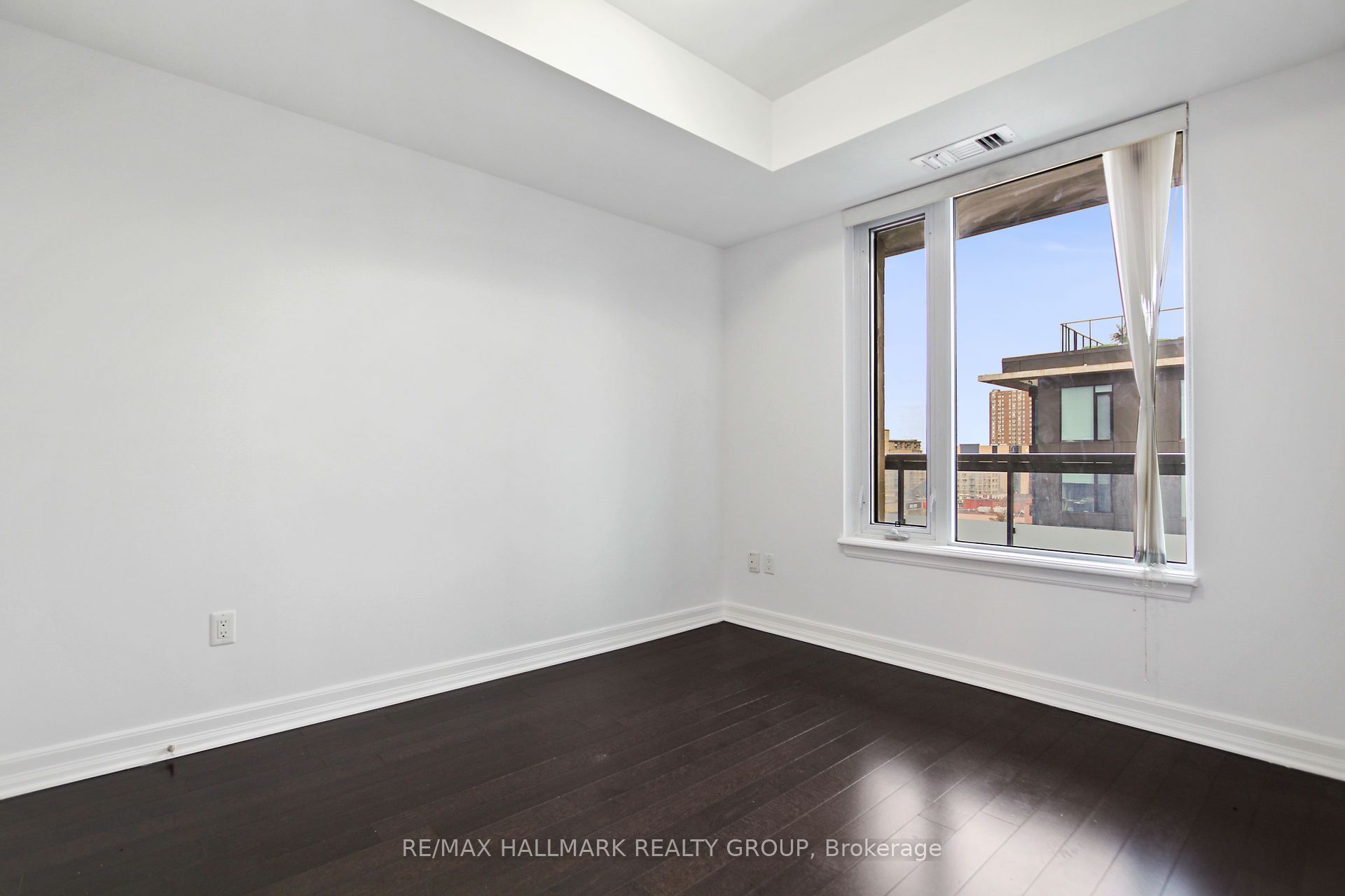 238 Besserer Street 814 Property Photo 22