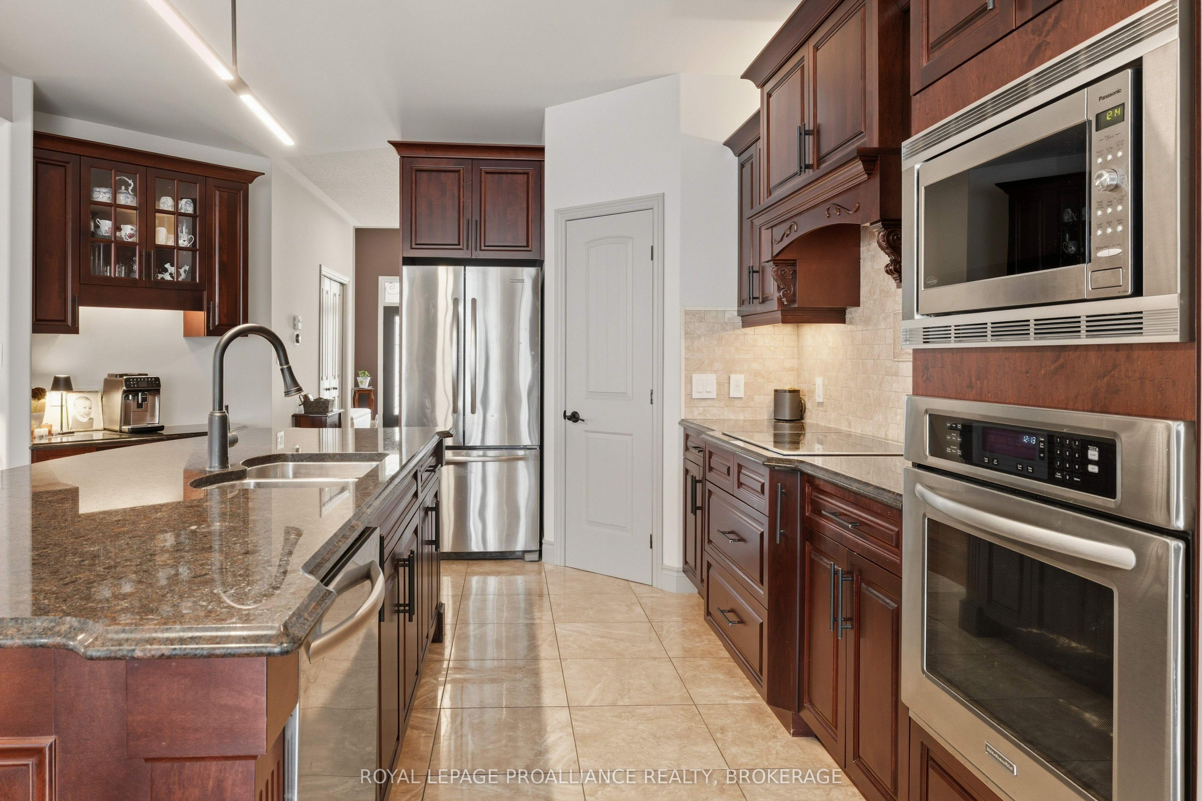 1243 Lisbon Place Property Photo 23