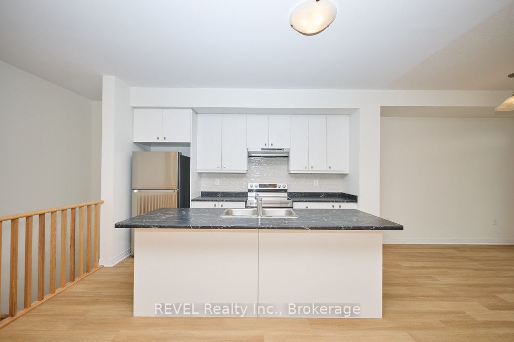 68 Feather Road Property Photo 6