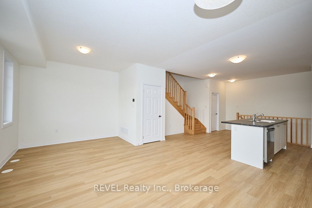 68 Feather Road Property Photo 10