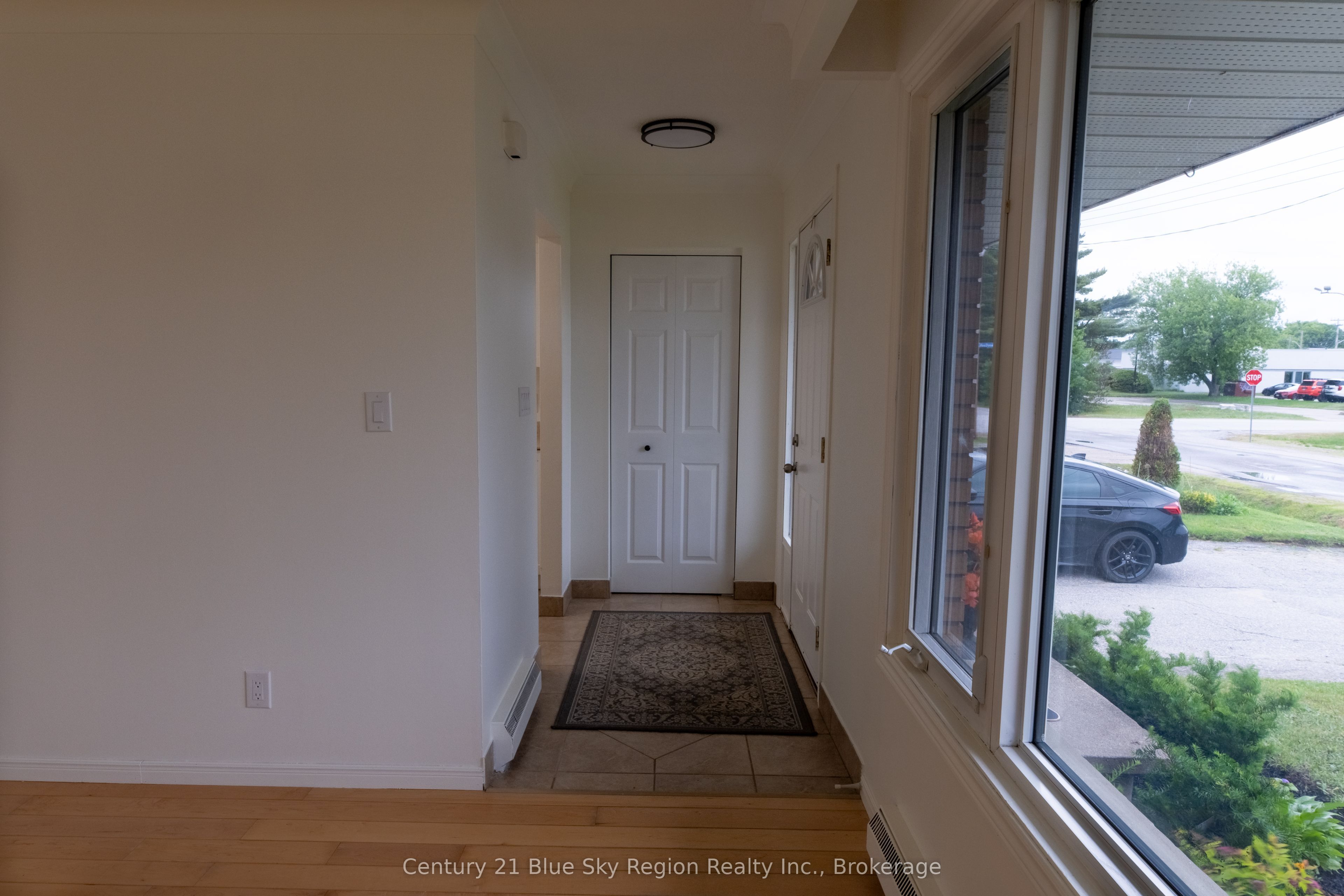 102 Lee Avenue Property Photo 4