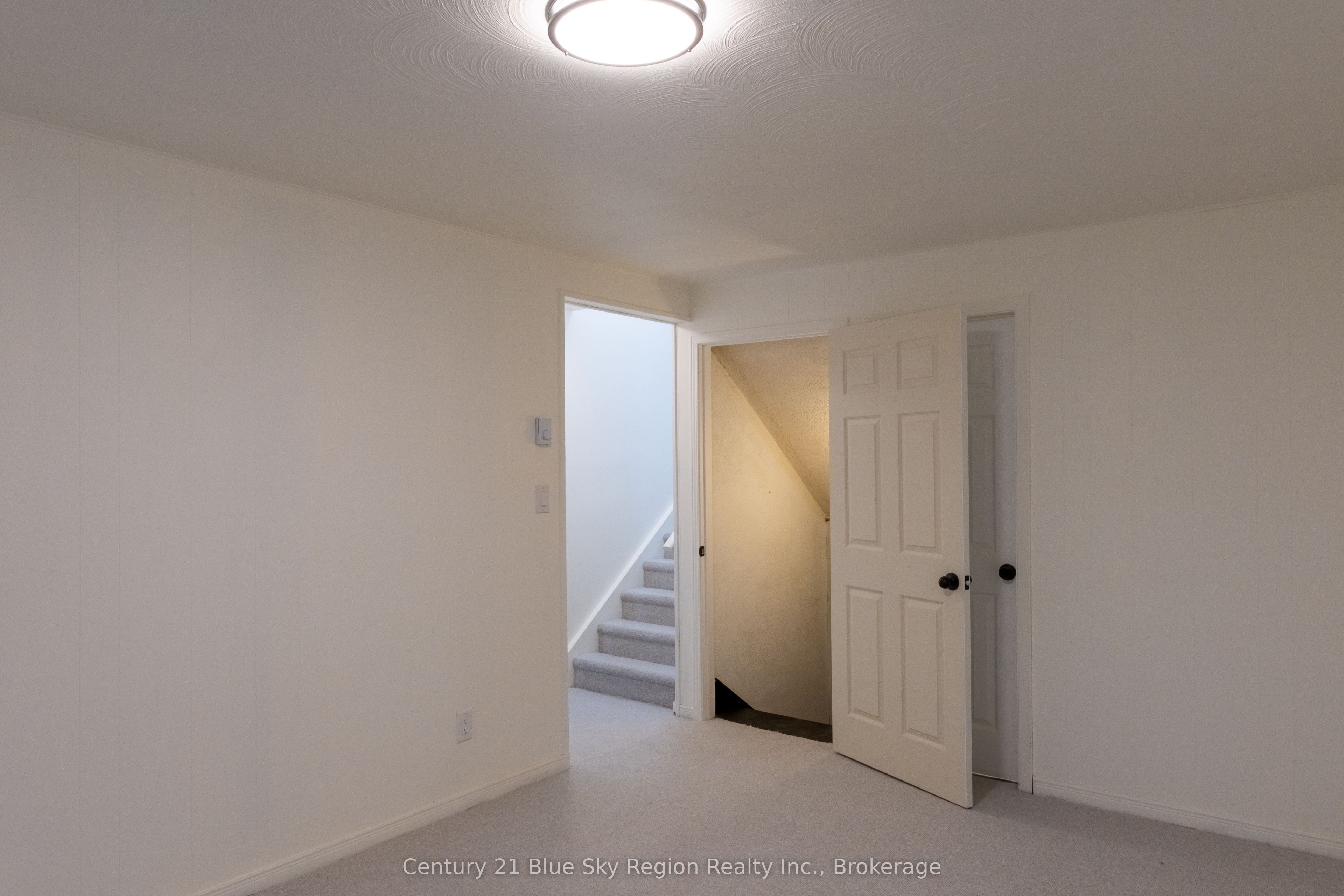 102 Lee Avenue Property Photo 19