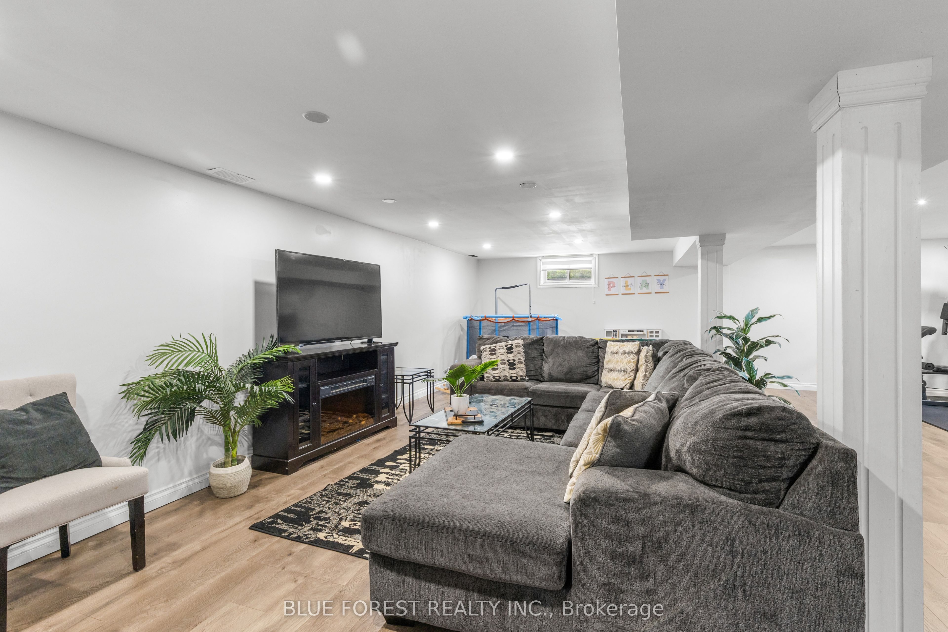 42 Dunwich Drive Property Photo 25