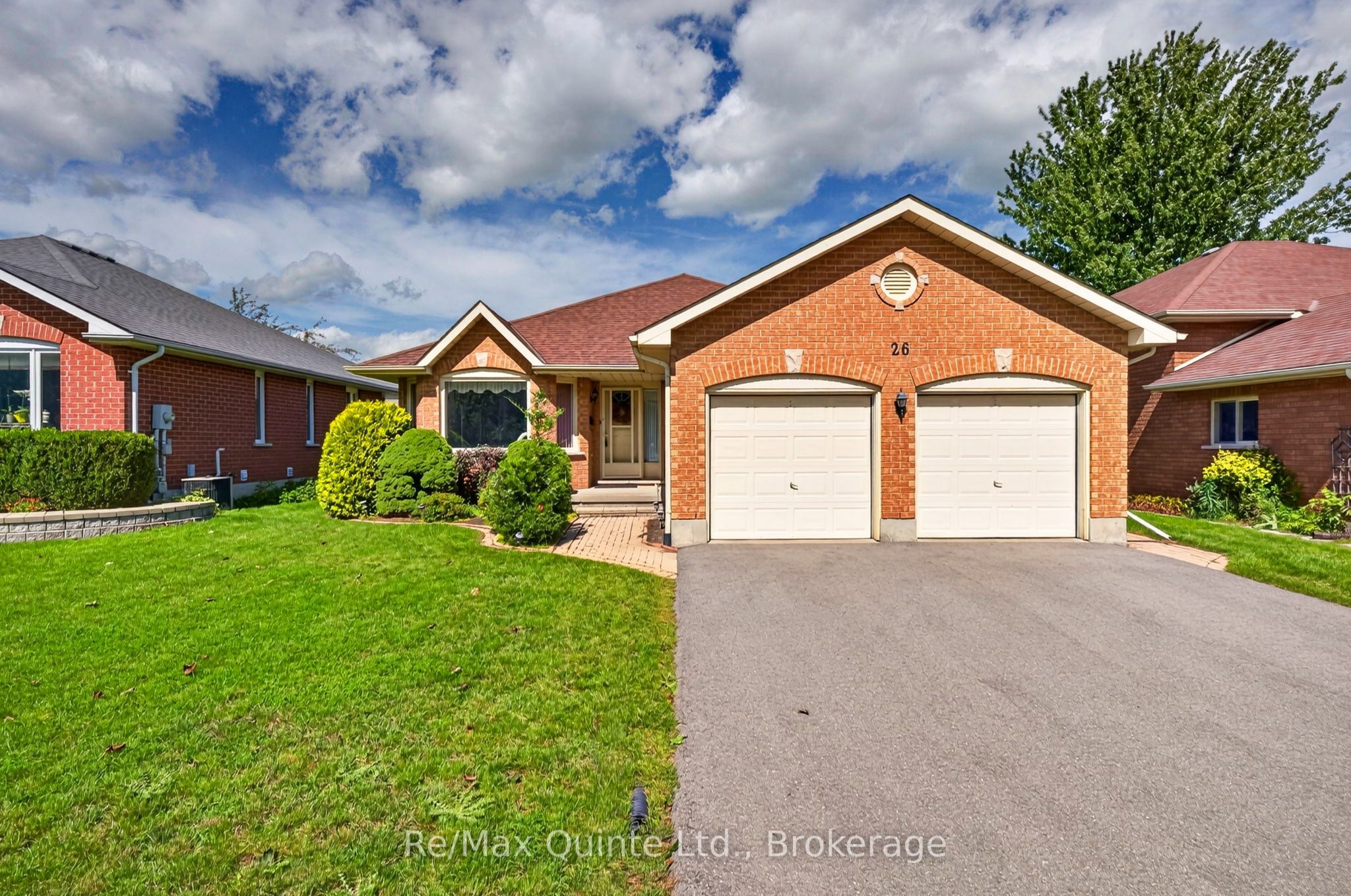 26 Oak Ridge Boulevard Property Photo 1