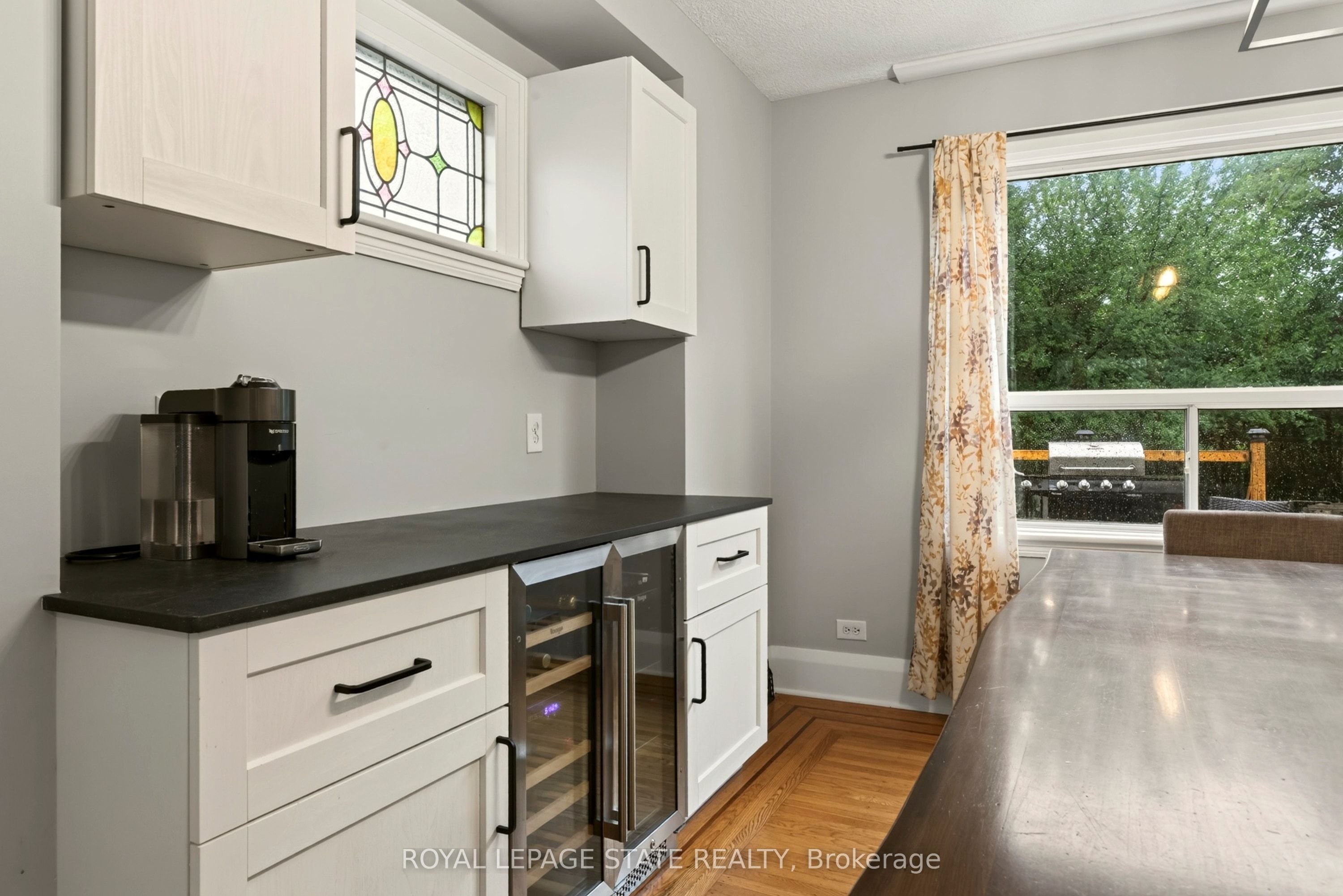 38 East 17th Street Property Photo 13