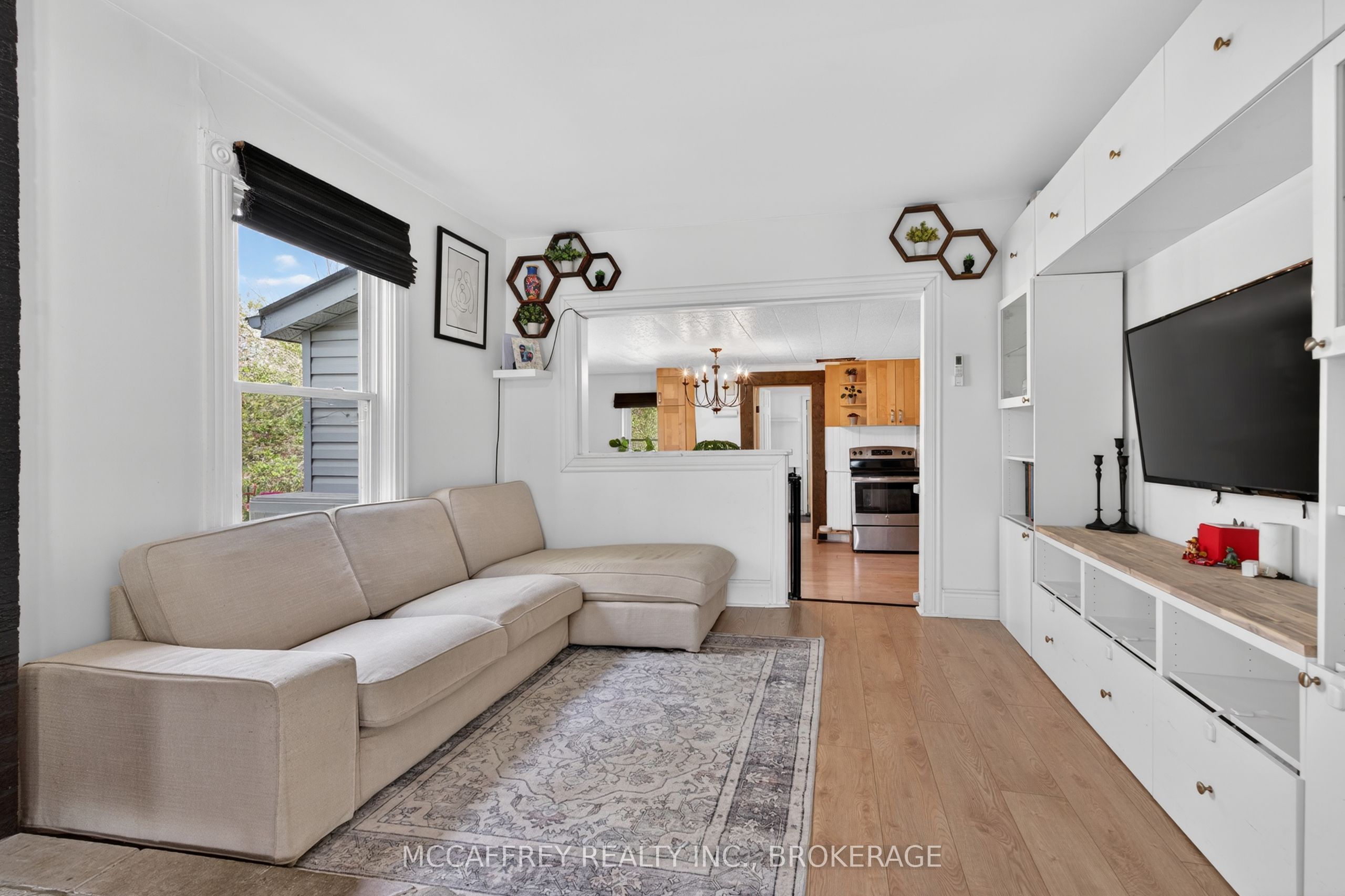 476 Hoards Road Property Photo 9