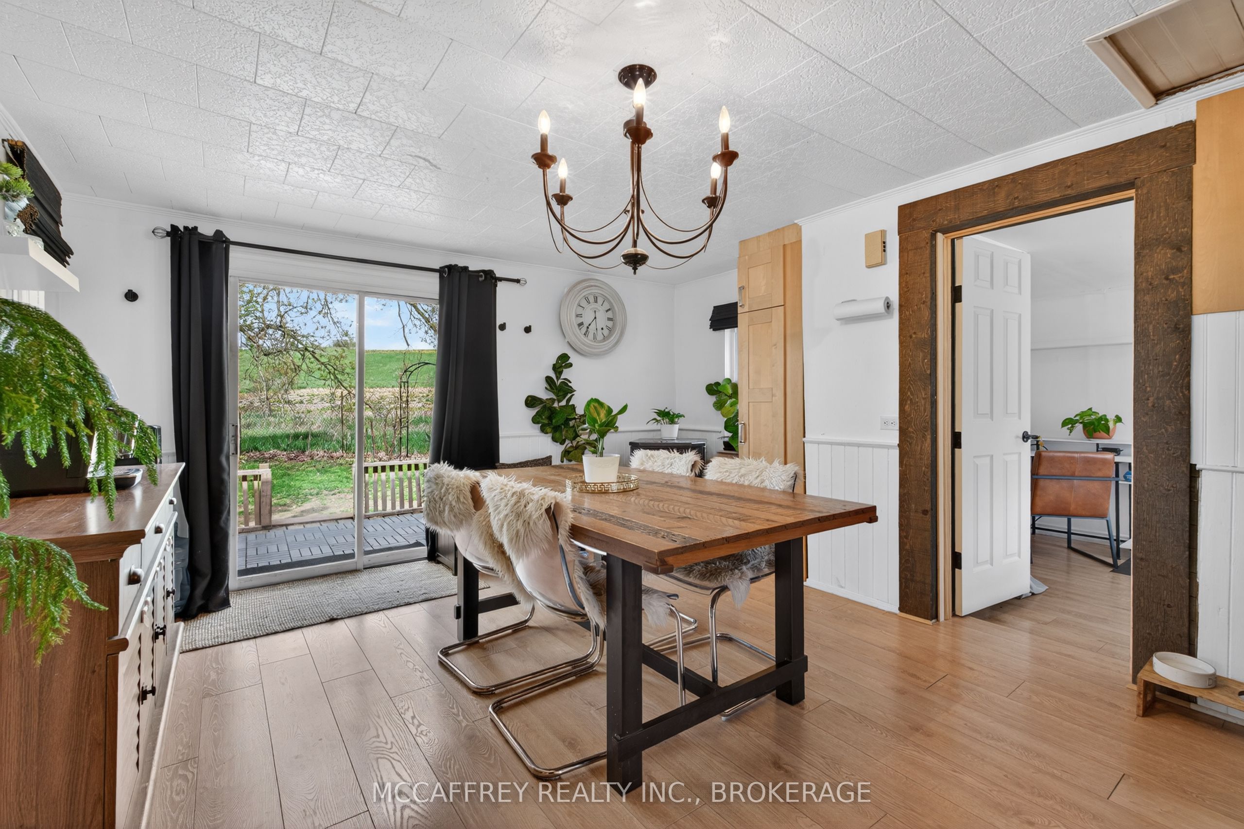 476 Hoards Road Property Photo 11