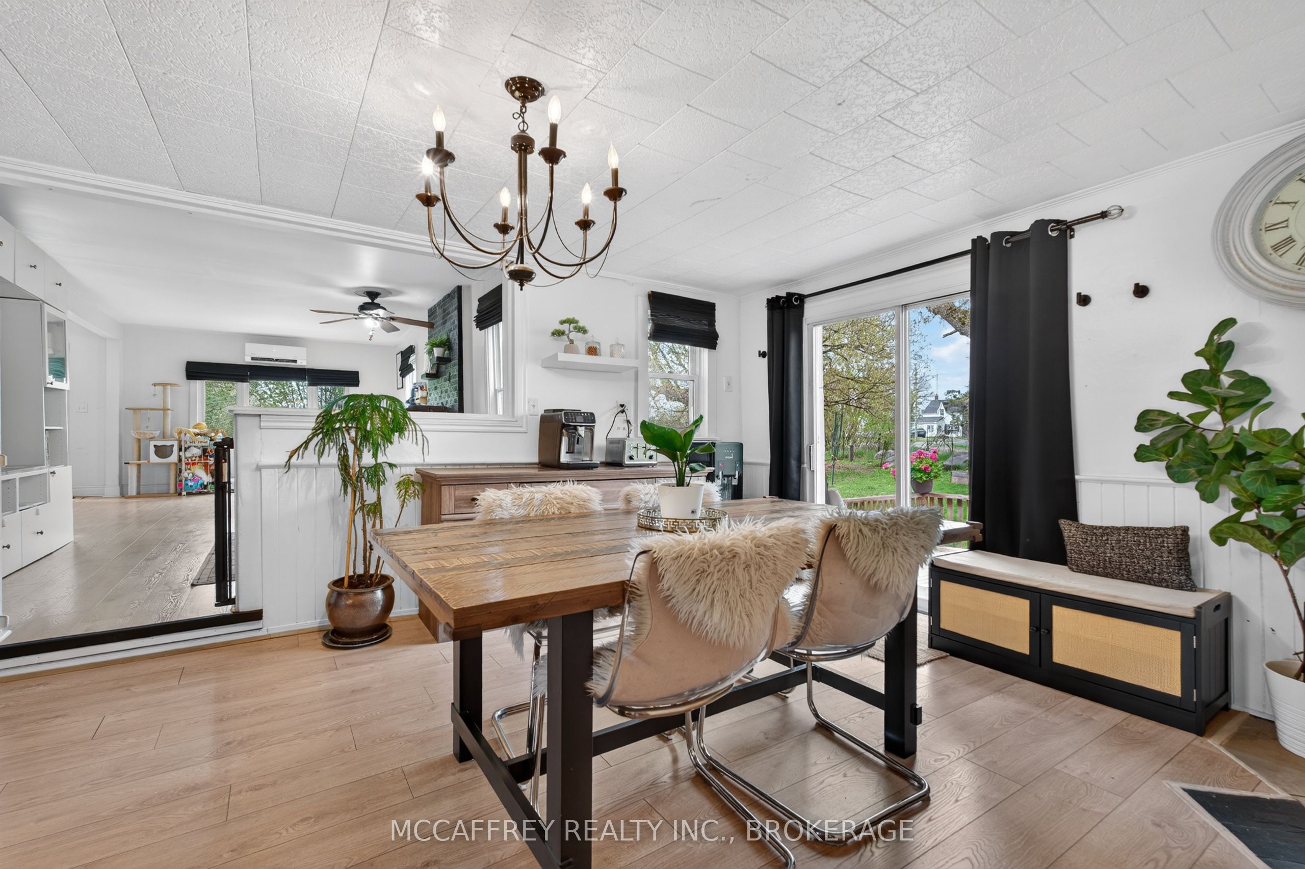476 Hoards Road Property Photo 16
