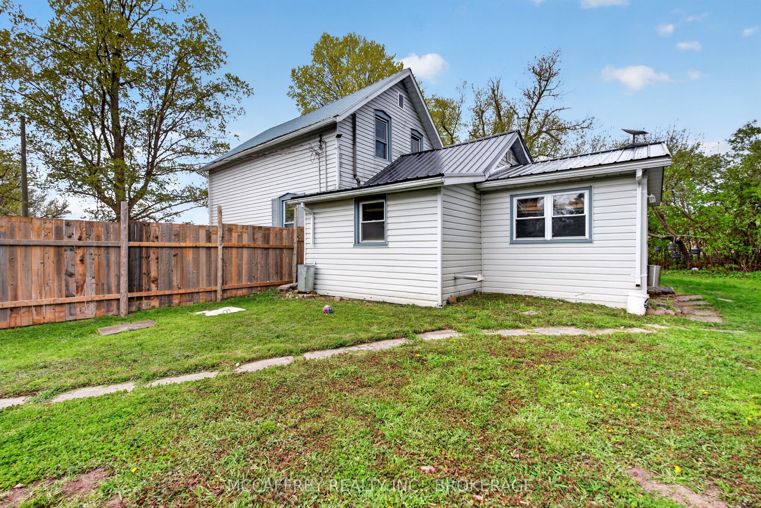 476 Hoards Road Property Photo 33