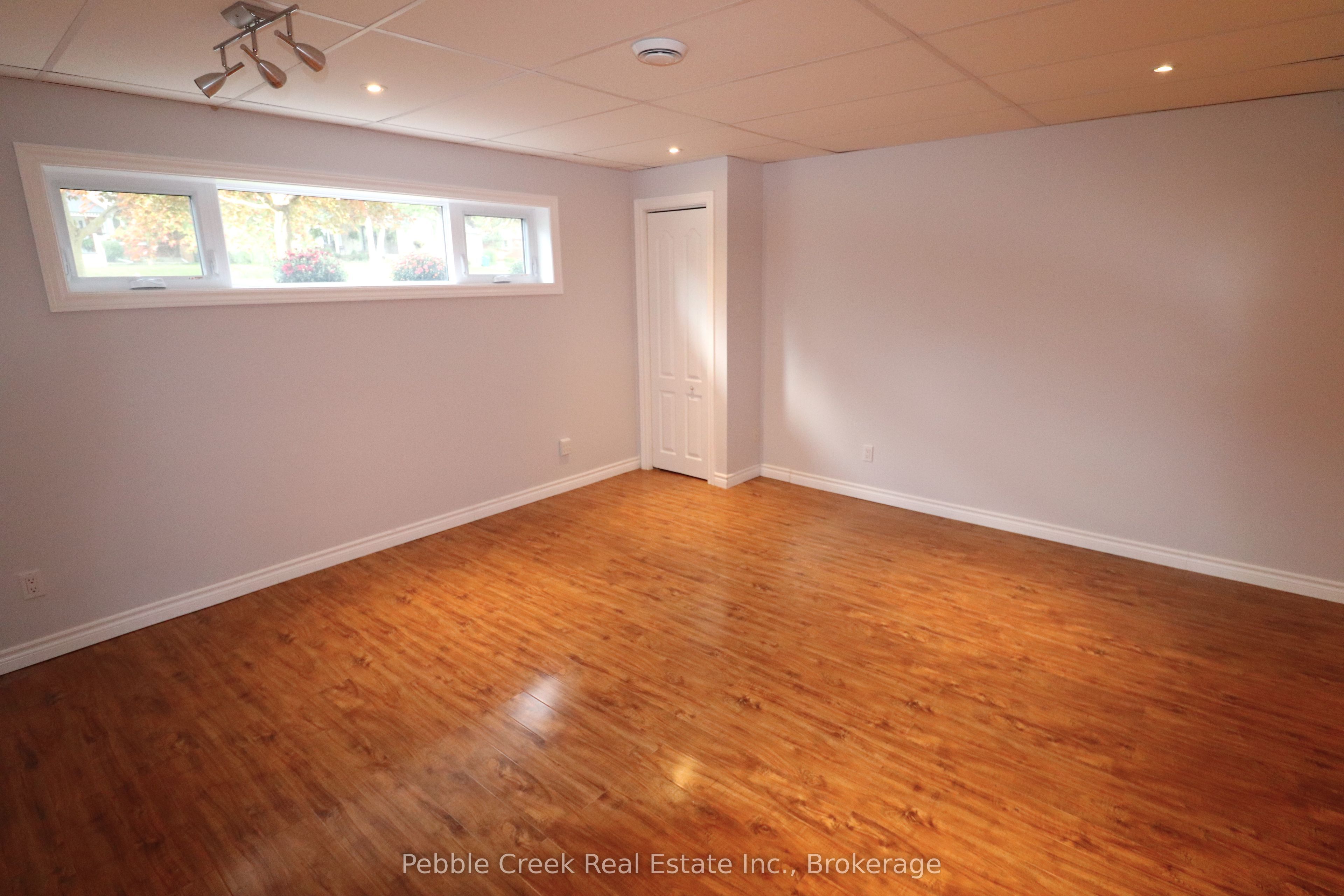 21 Suncoast Drive W Property Photo 22