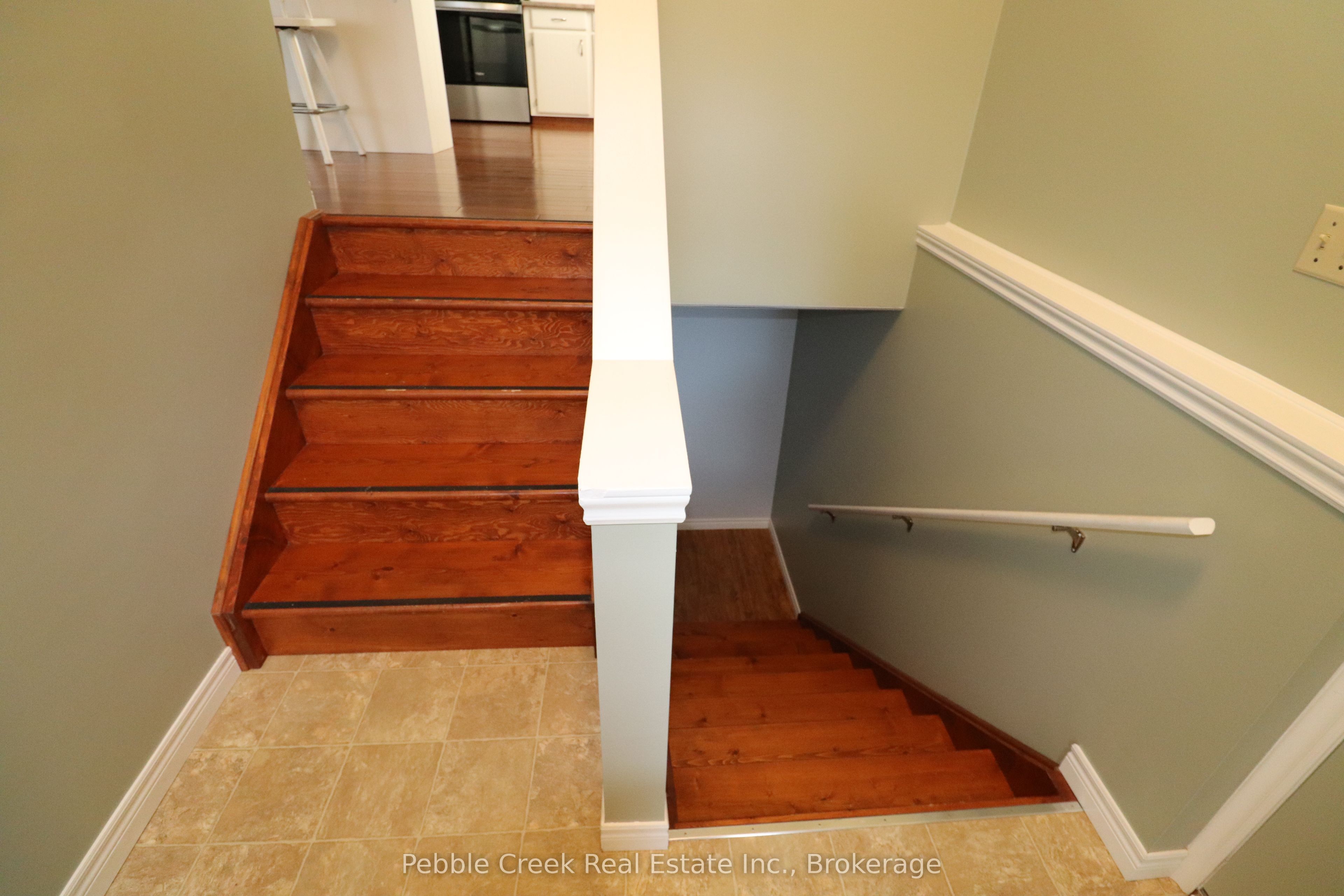 21 Suncoast Drive W Property Photo 30