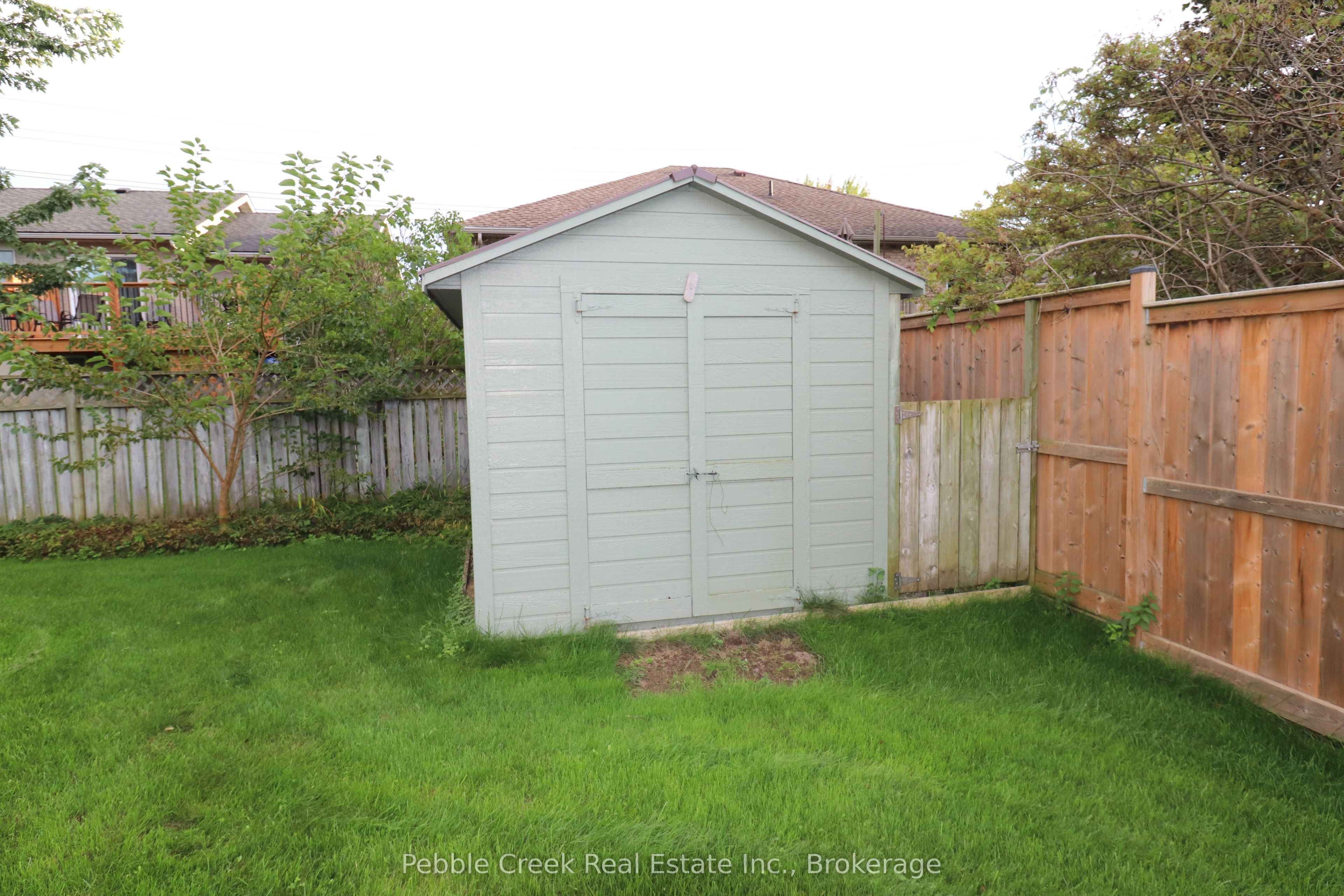 21 Suncoast Drive W Property Photo 36