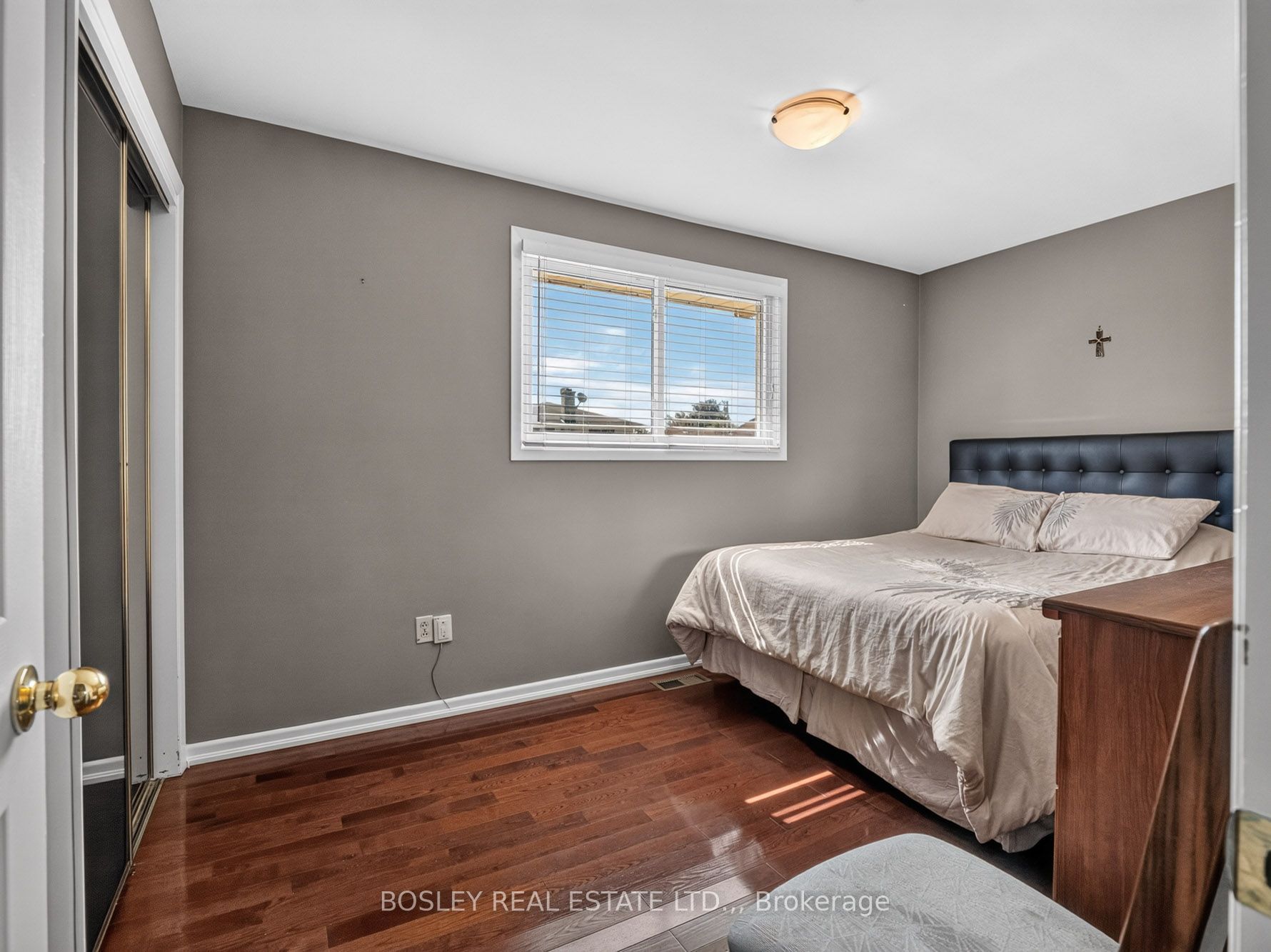 5 Bendingroad Crescent Property Photo 13