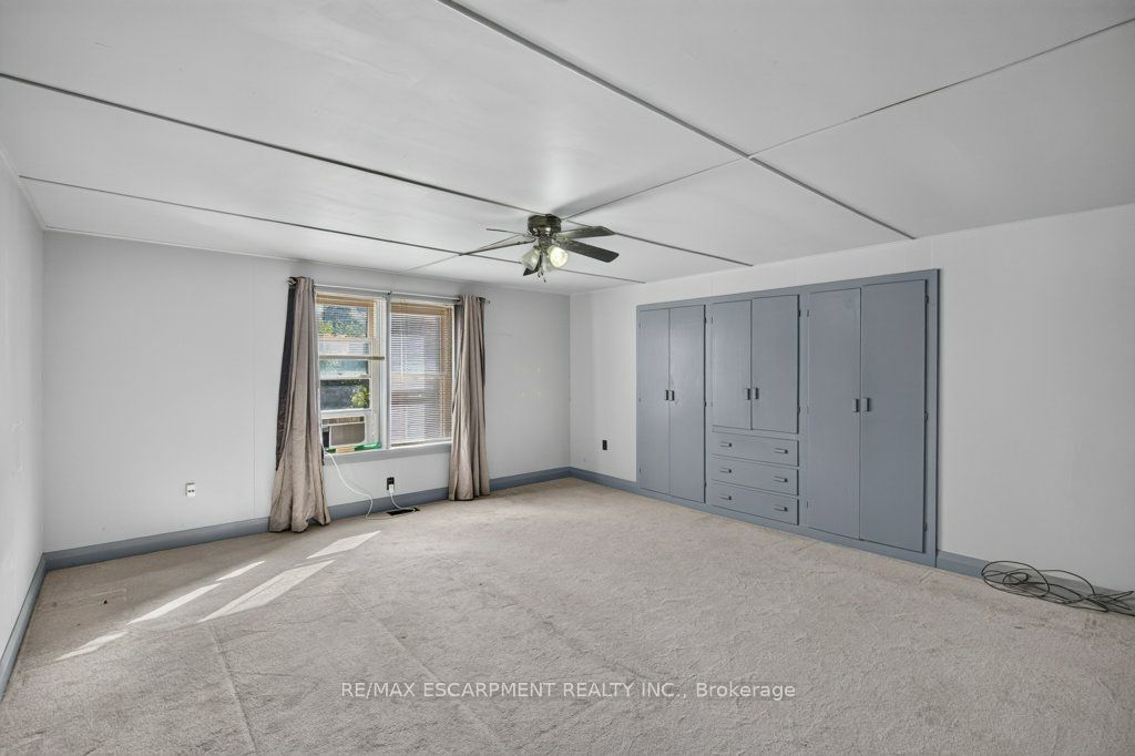4 Erie Avenue S Property Photo 31