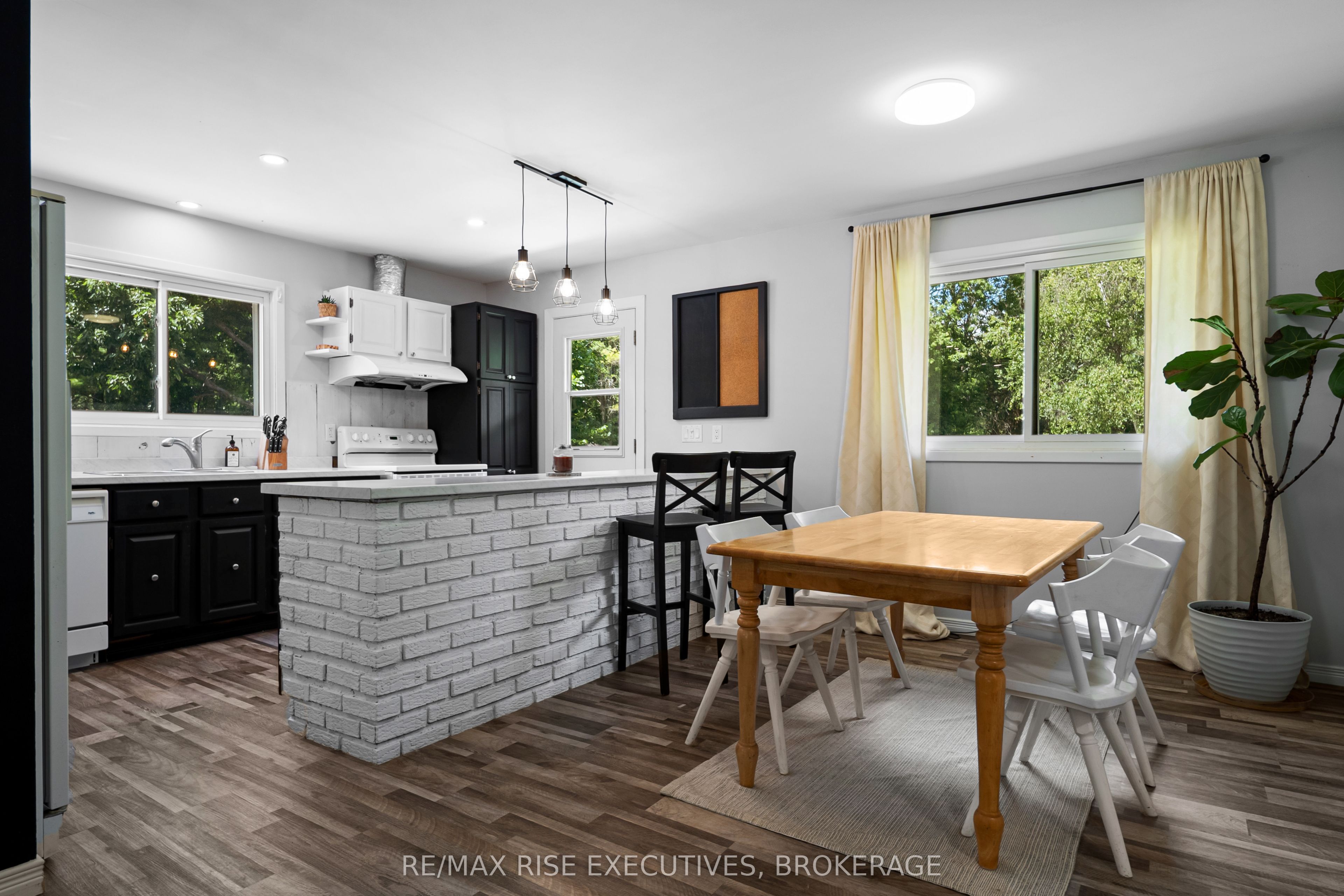 3326 Van Order Road Property Photo 10