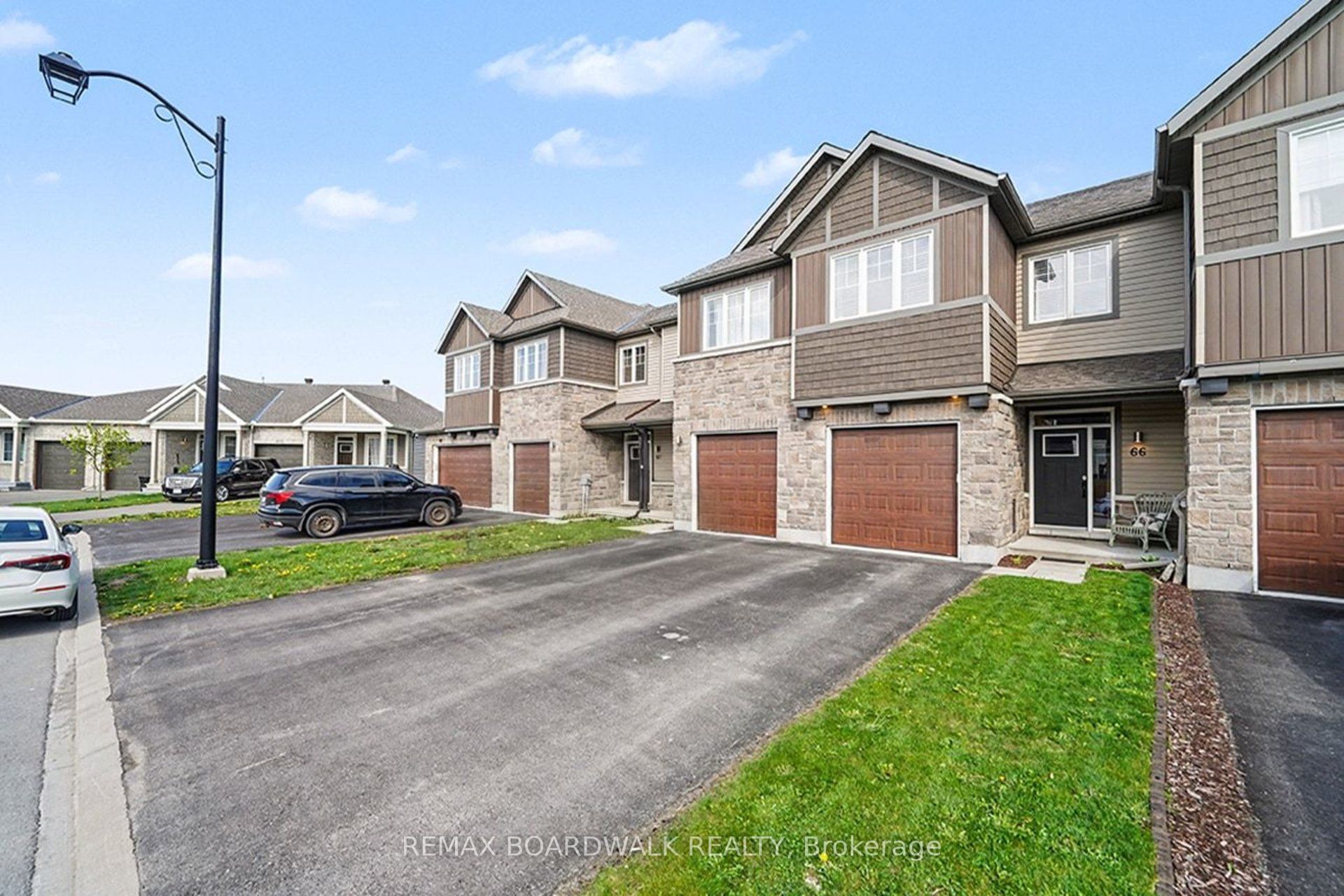 66 Riddell Street Property Photo 3