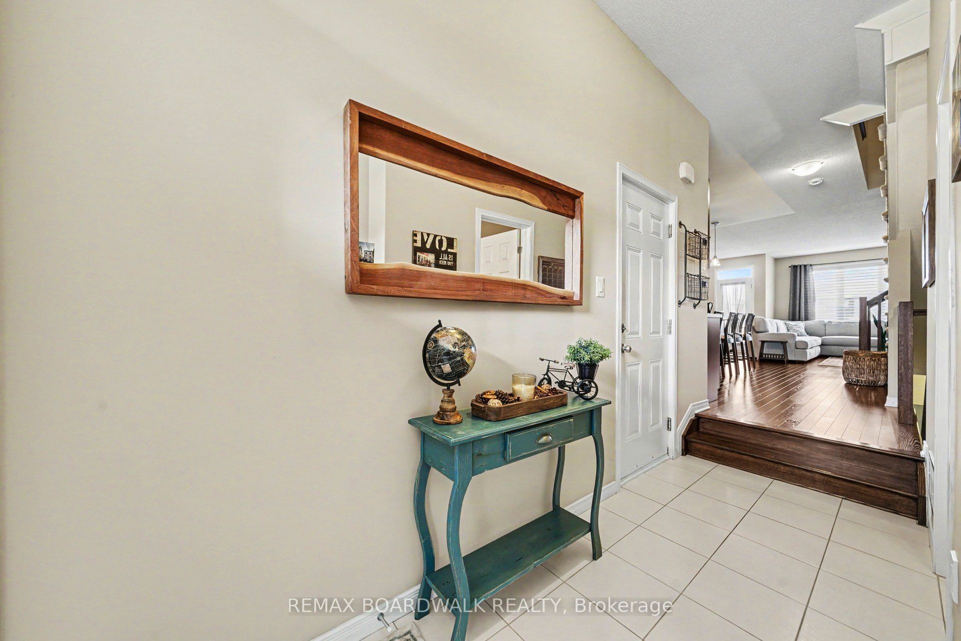 66 Riddell Street Property Photo 5
