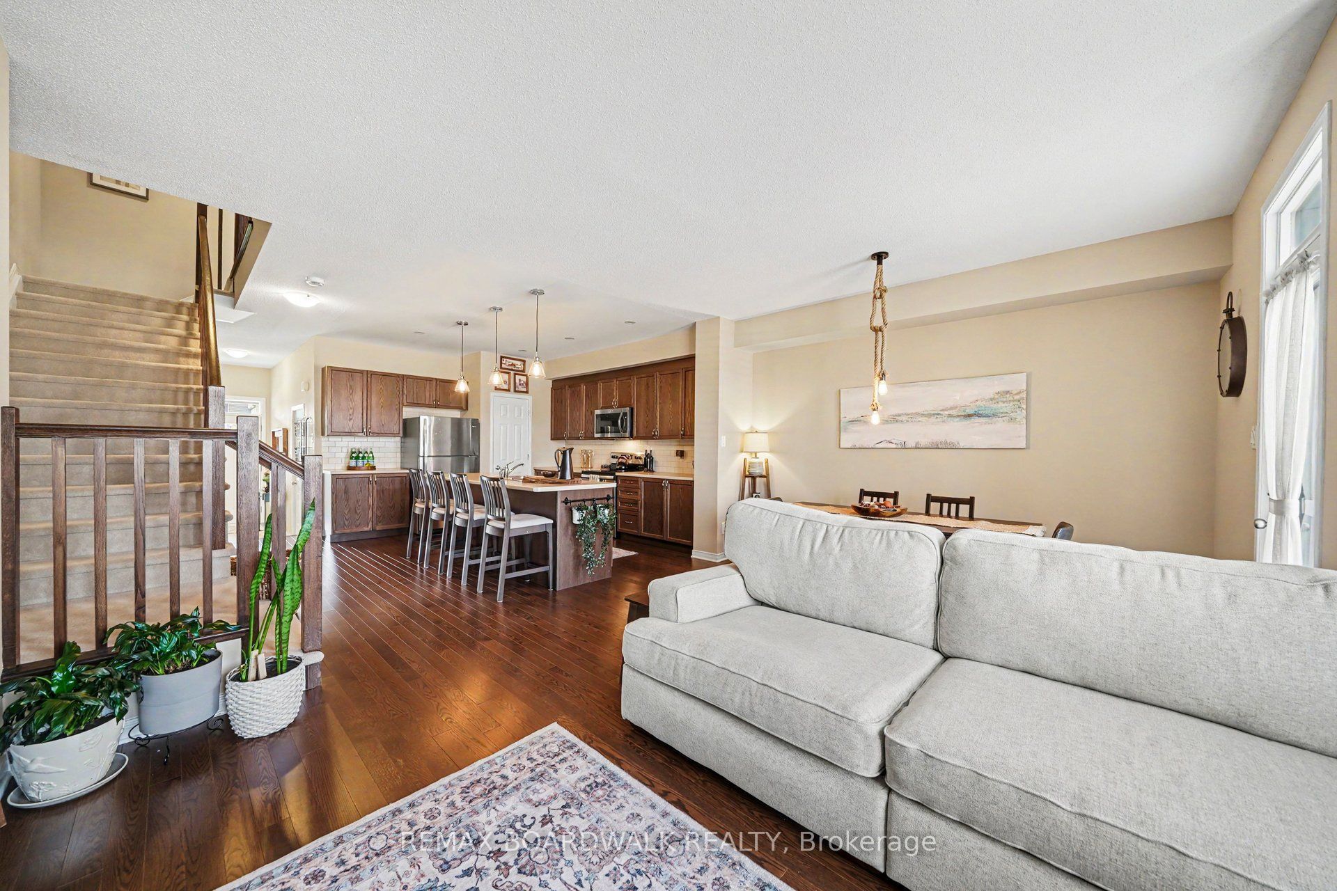 66 Riddell Street Property Photo 6