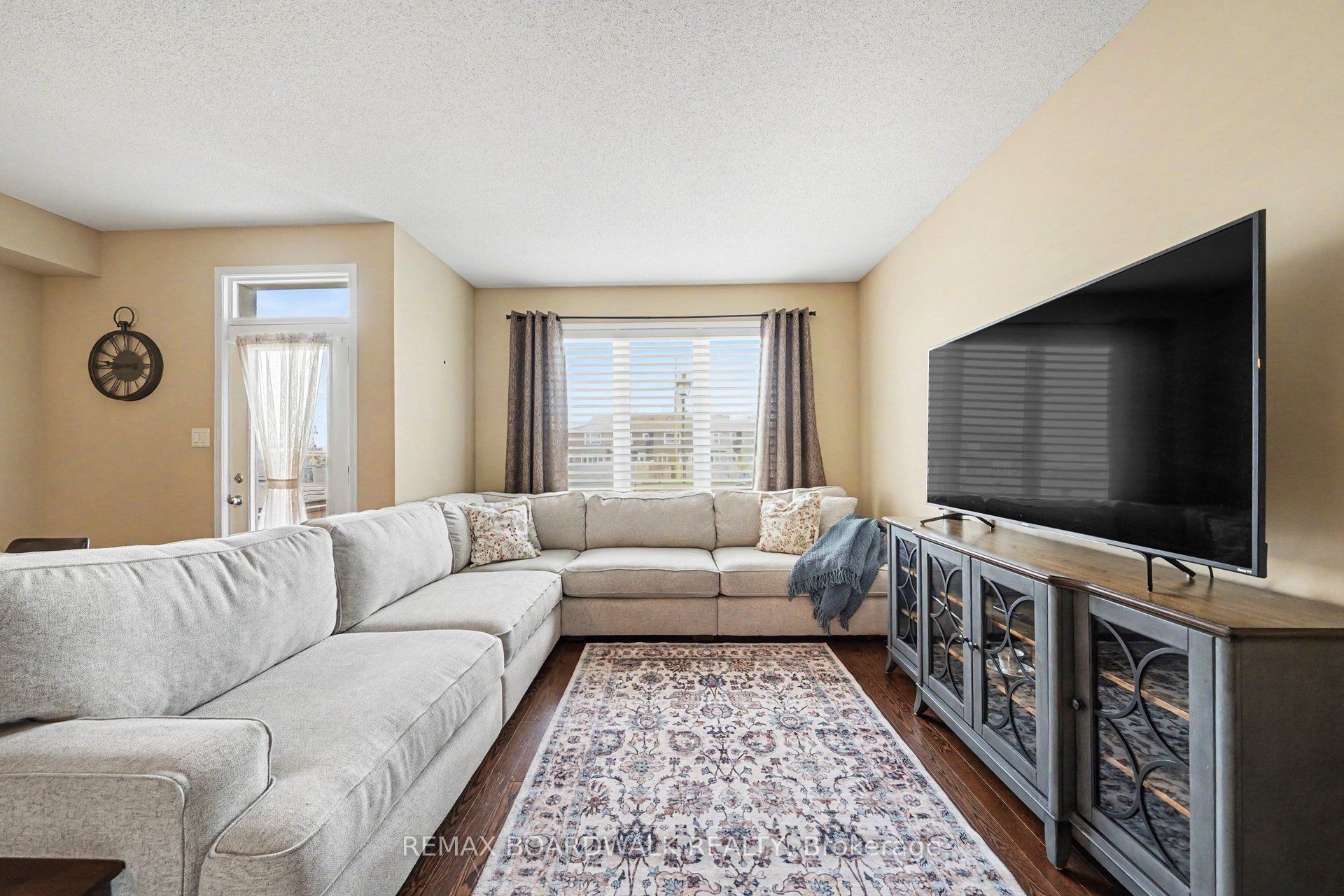 66 Riddell Street Property Photo 7