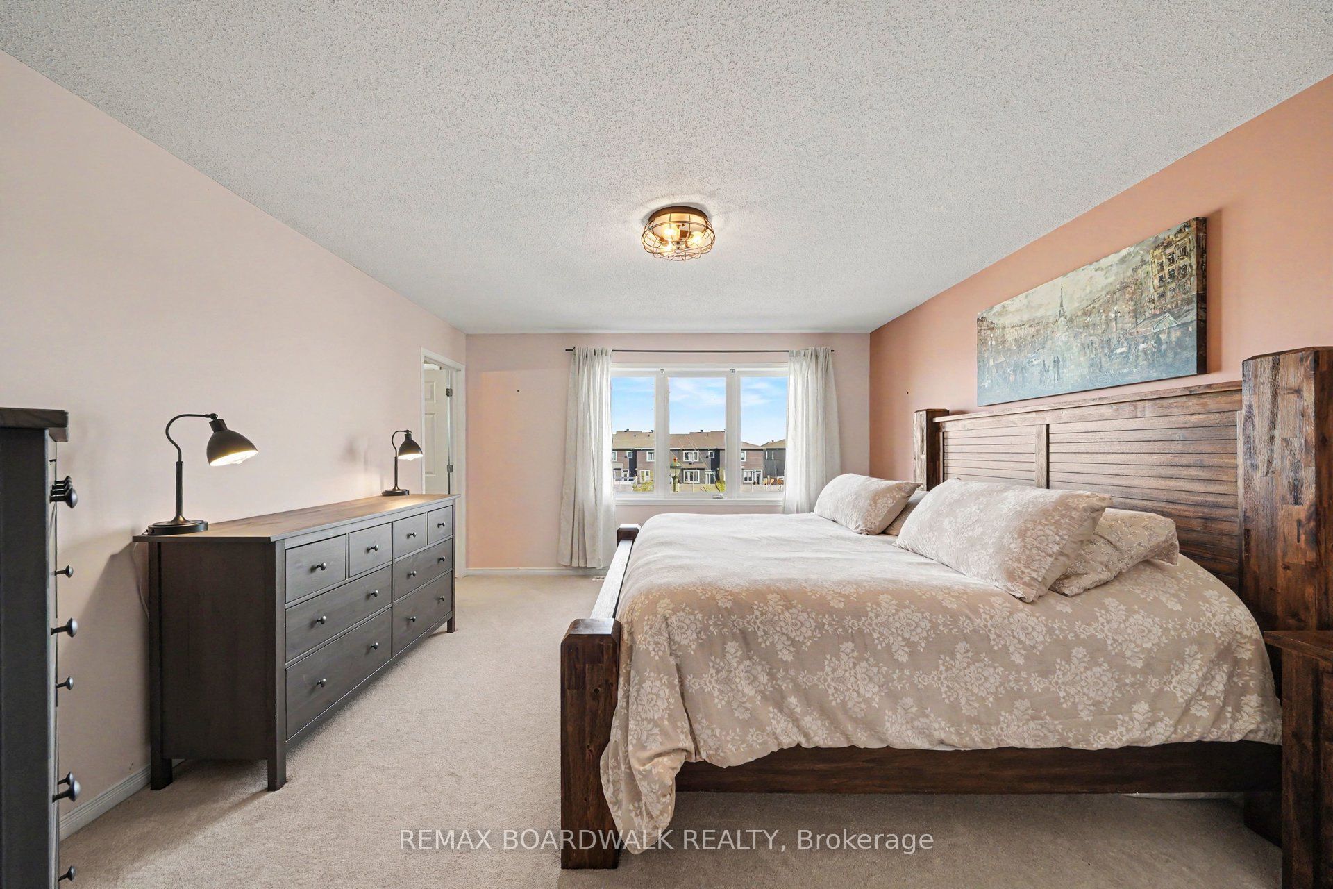 66 Riddell Street Property Photo 16