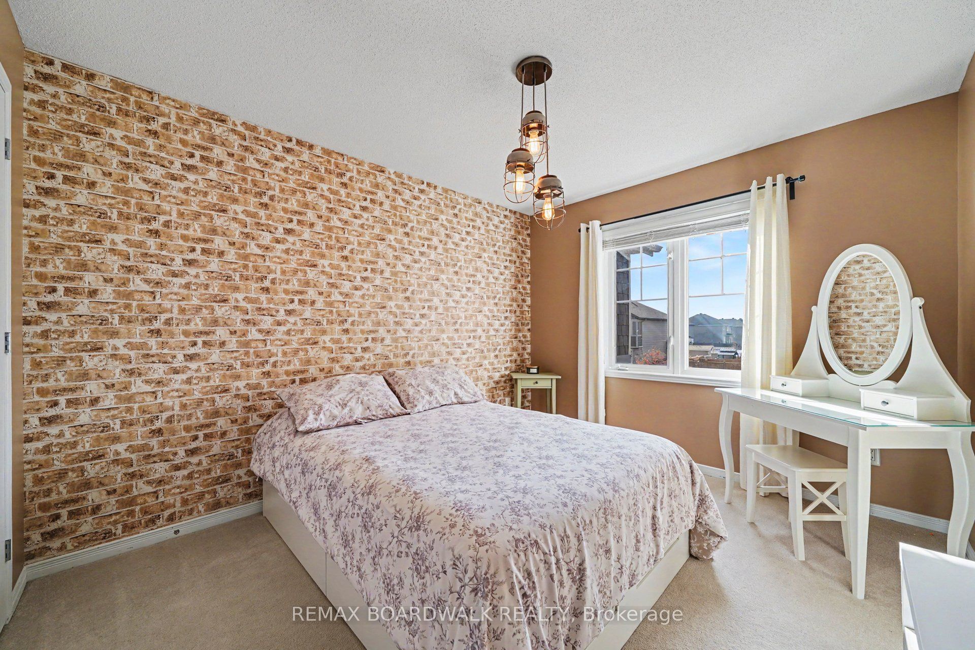 66 Riddell Street Property Photo 21