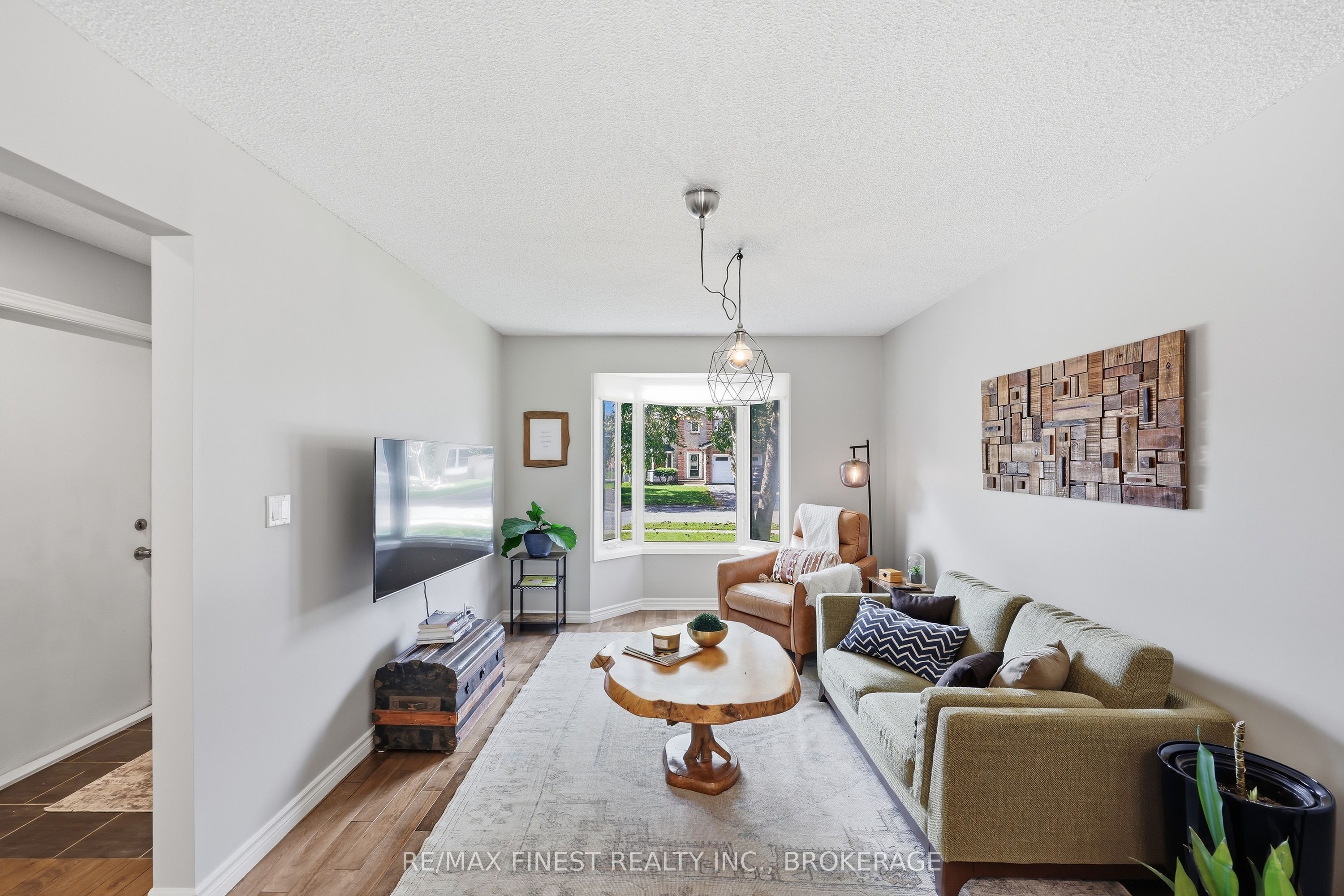 10 Chartwell Crescent Property Photo 16