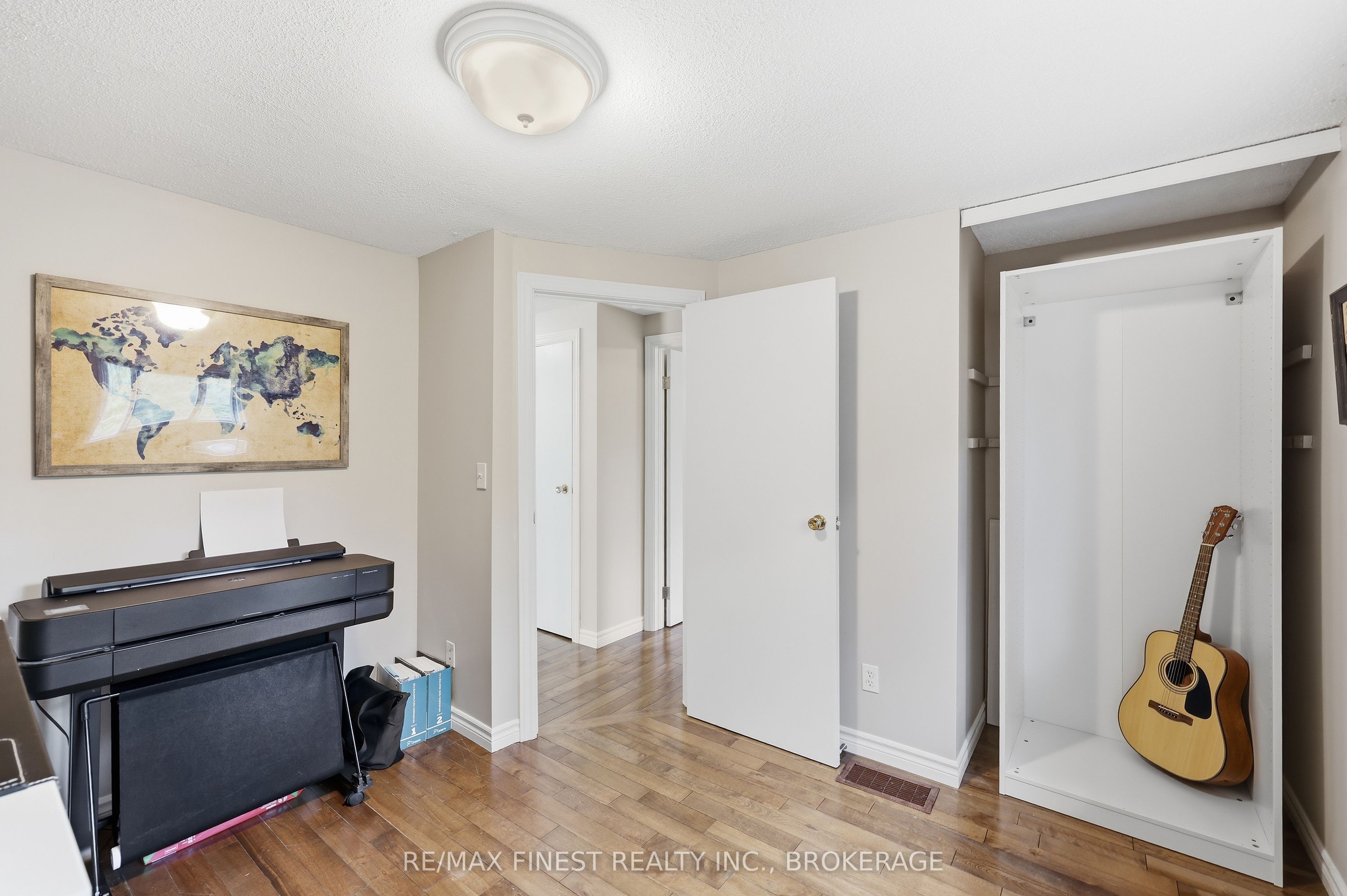 10 Chartwell Crescent Property Photo 30
