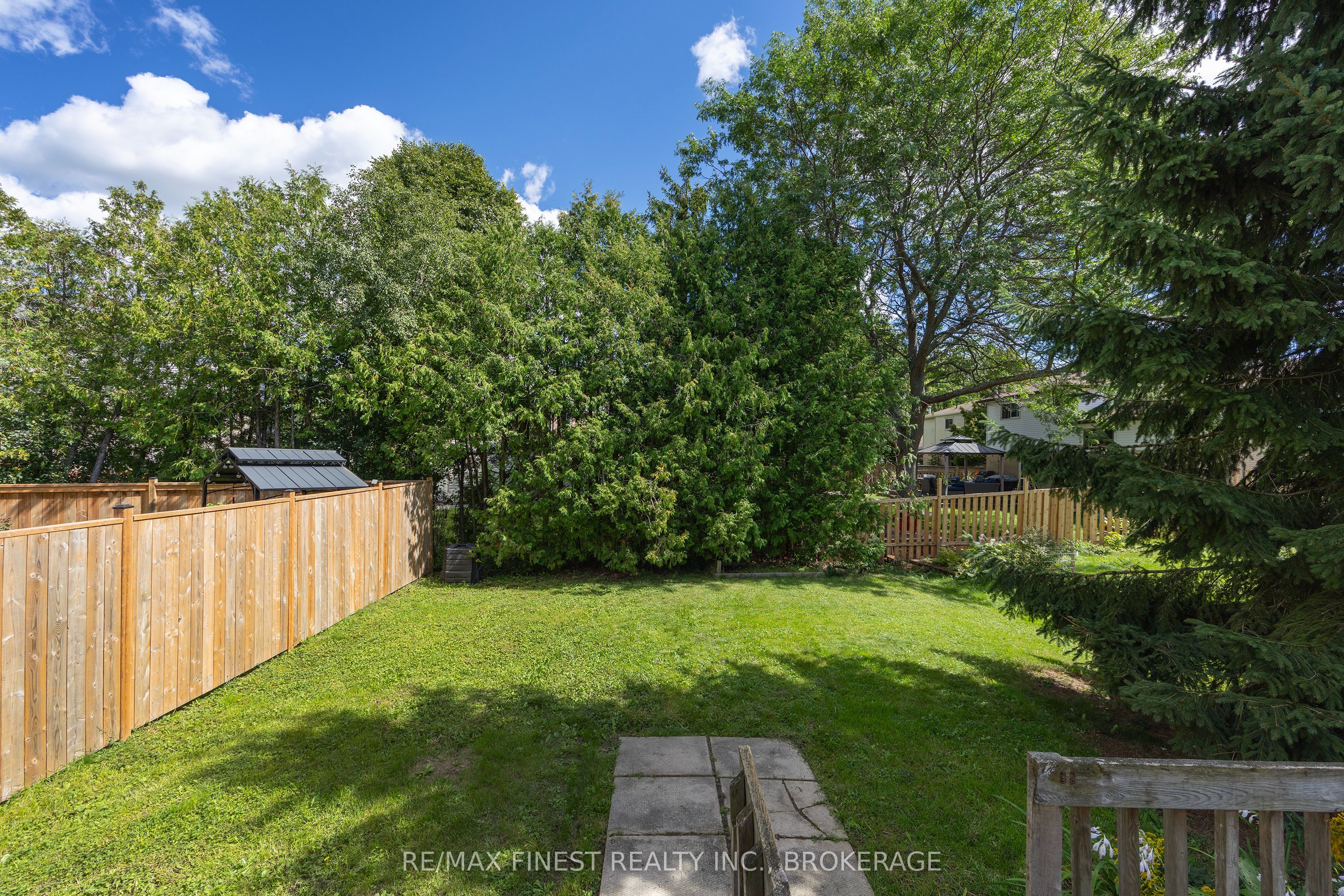 10 Chartwell Crescent Property Photo 47