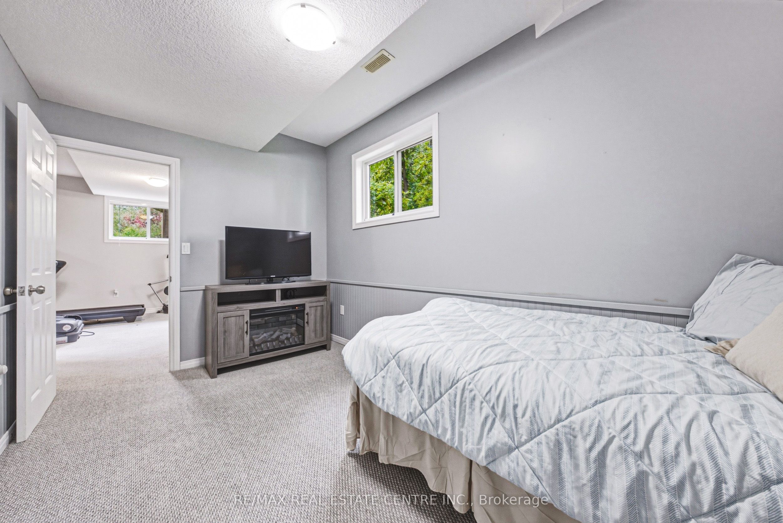 8 Lake Road Property Photo 30