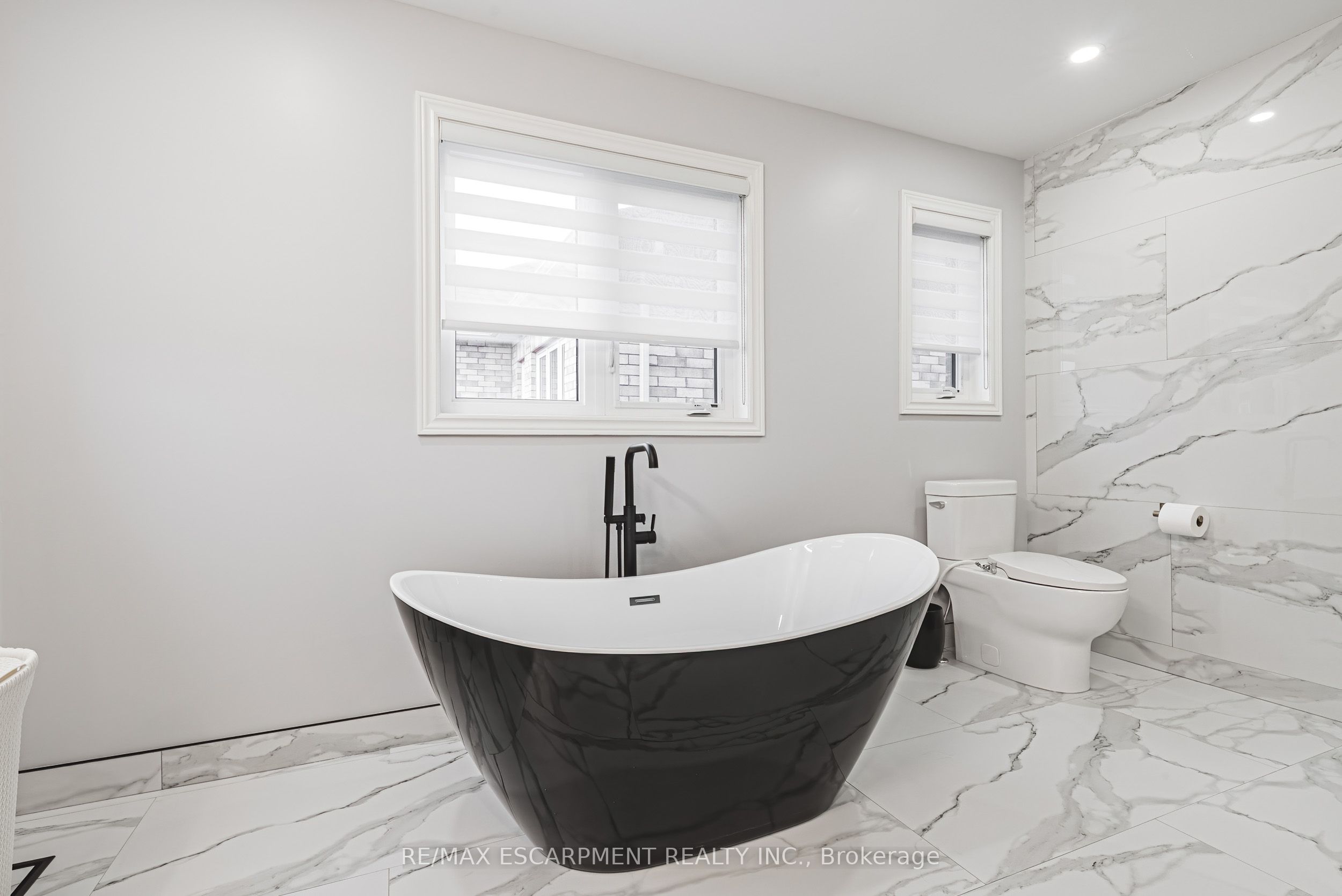 90 Robertson Road Property Photo 28