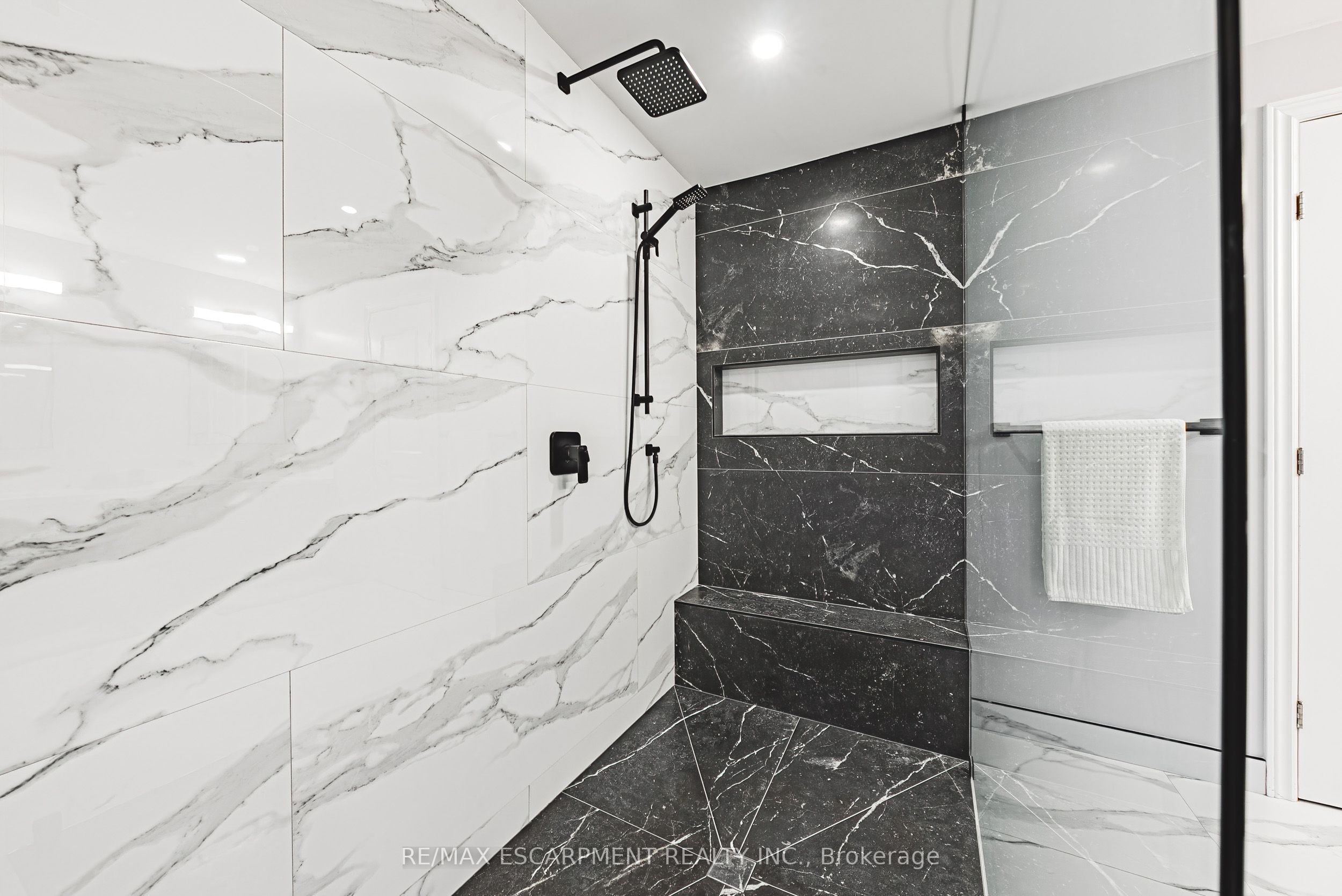 90 Robertson Road Property Photo 30