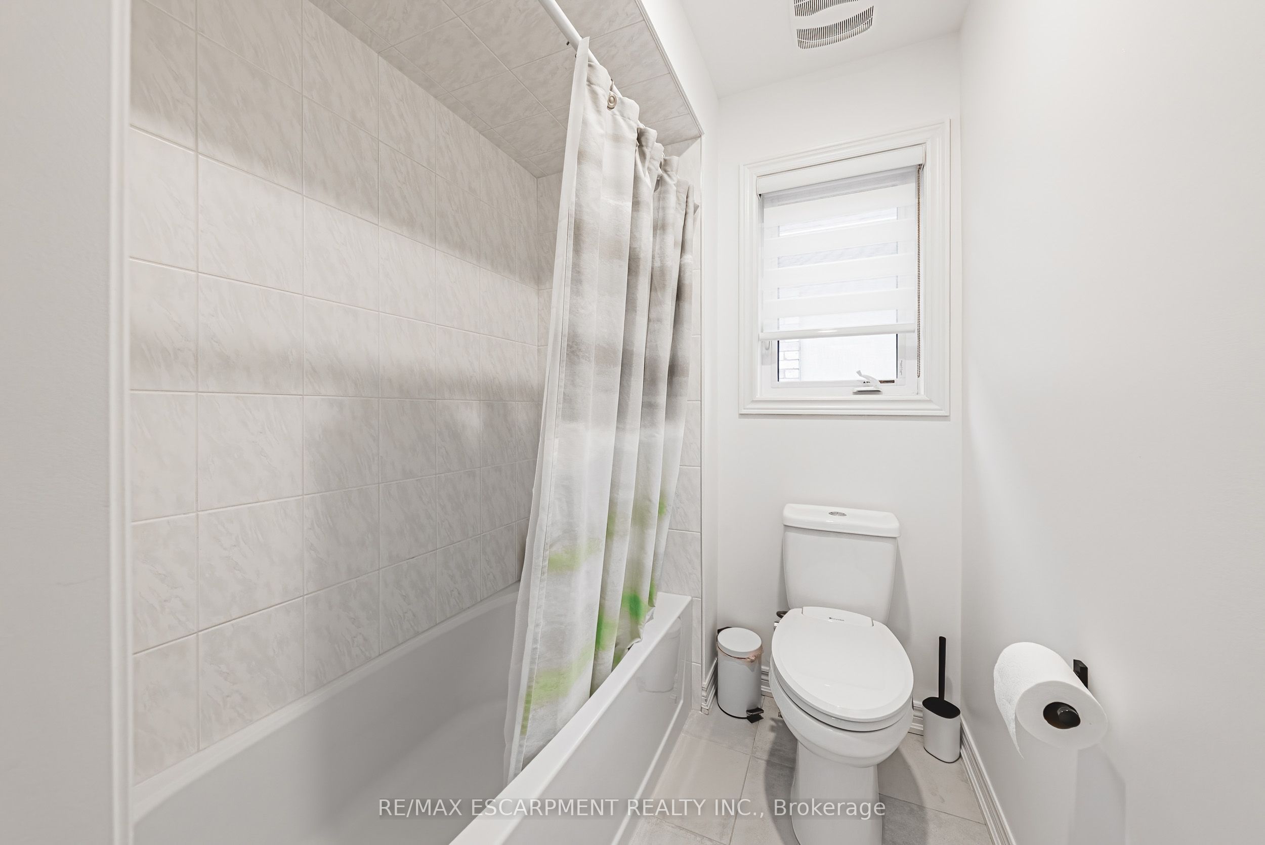 90 Robertson Road Property Photo 37