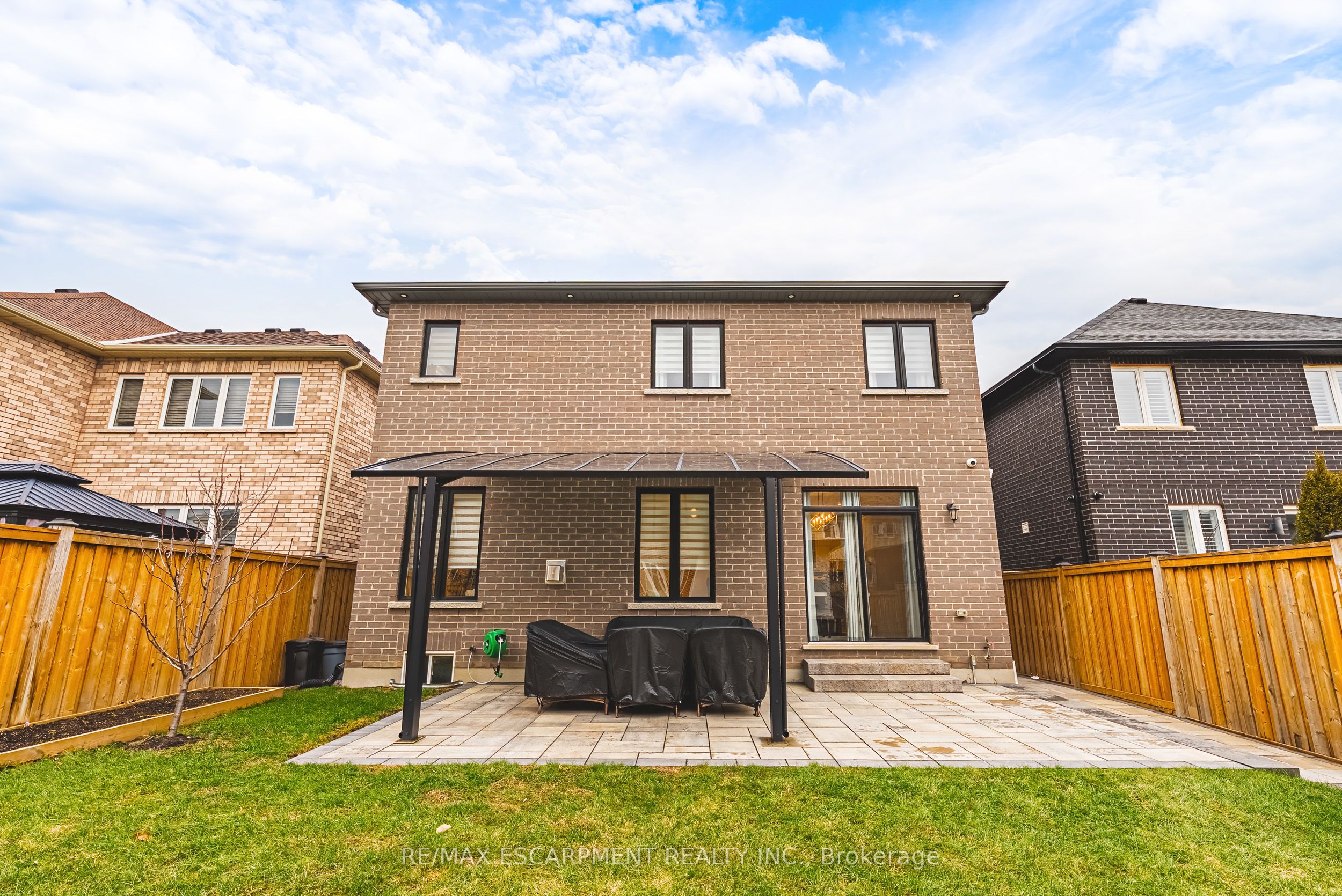 90 Robertson Road Property Photo 46