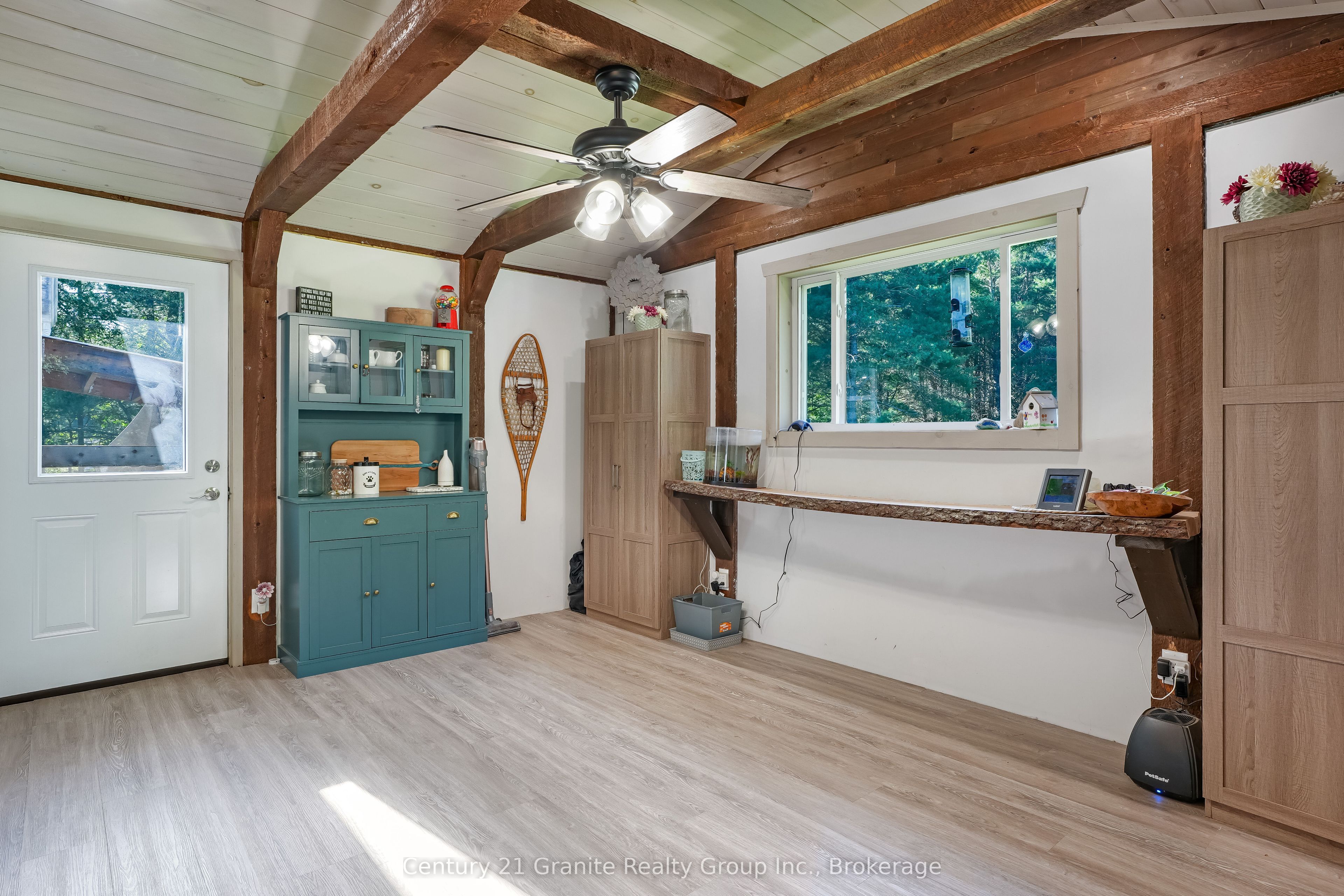 528 South Baptiste Lake Road Property Photo 8