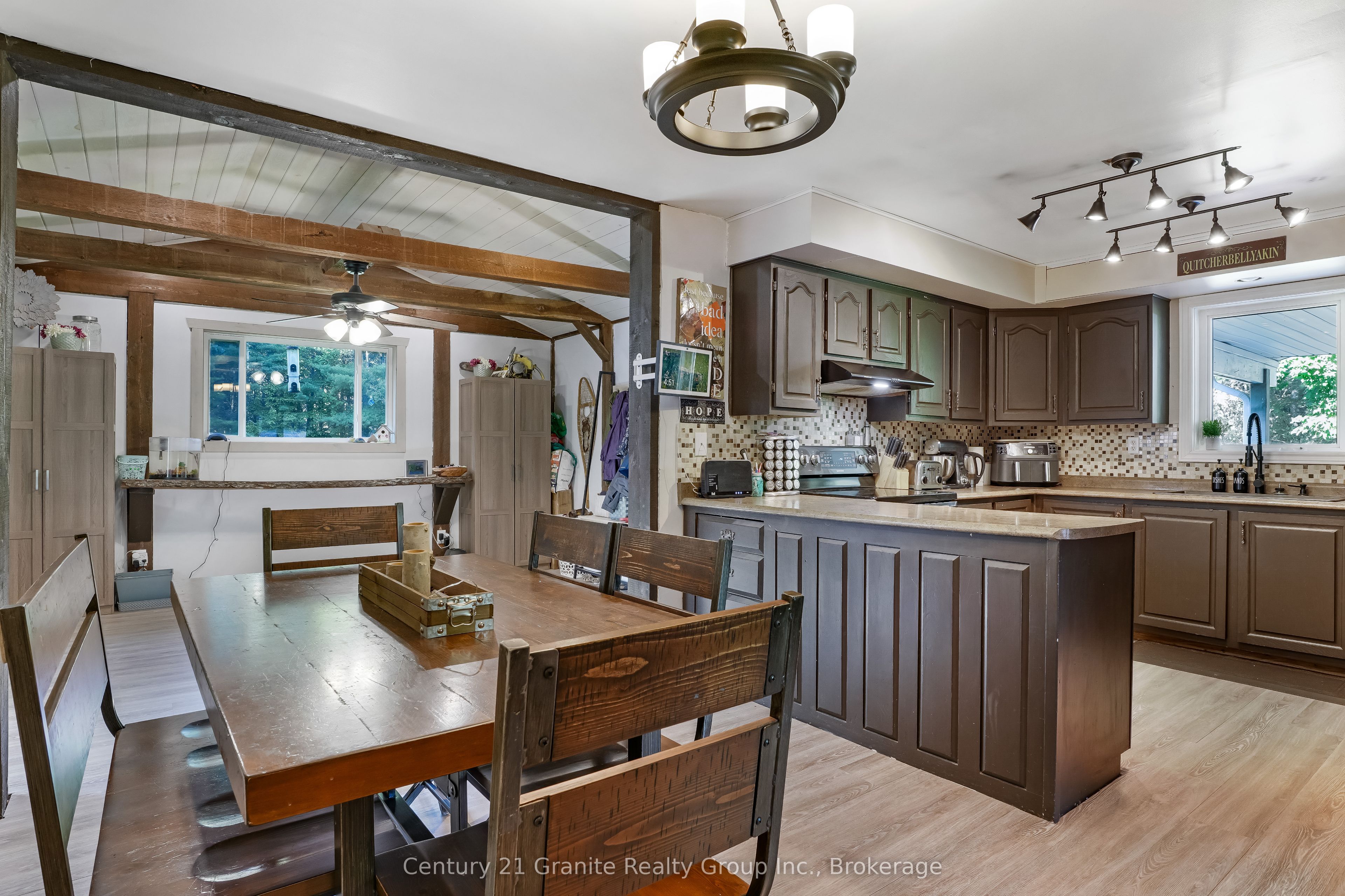 528 South Baptiste Lake Road Property Photo 16