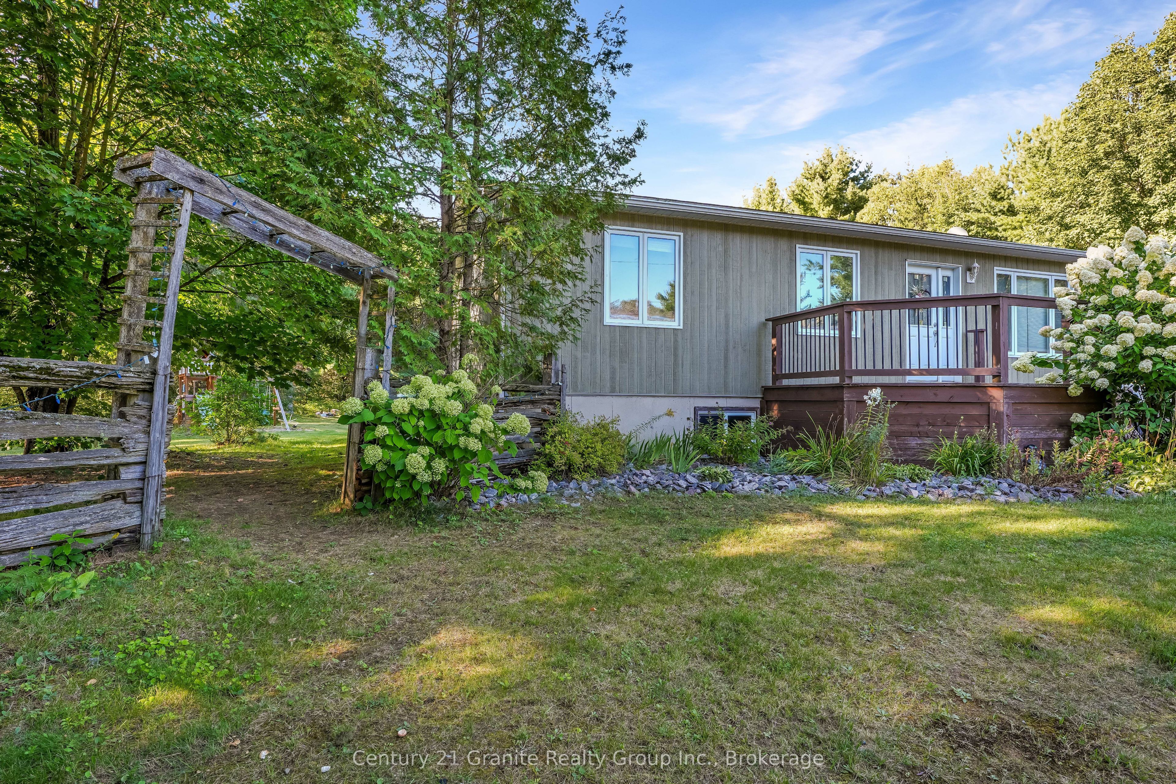 528 South Baptiste Lake Road Property Photo 26