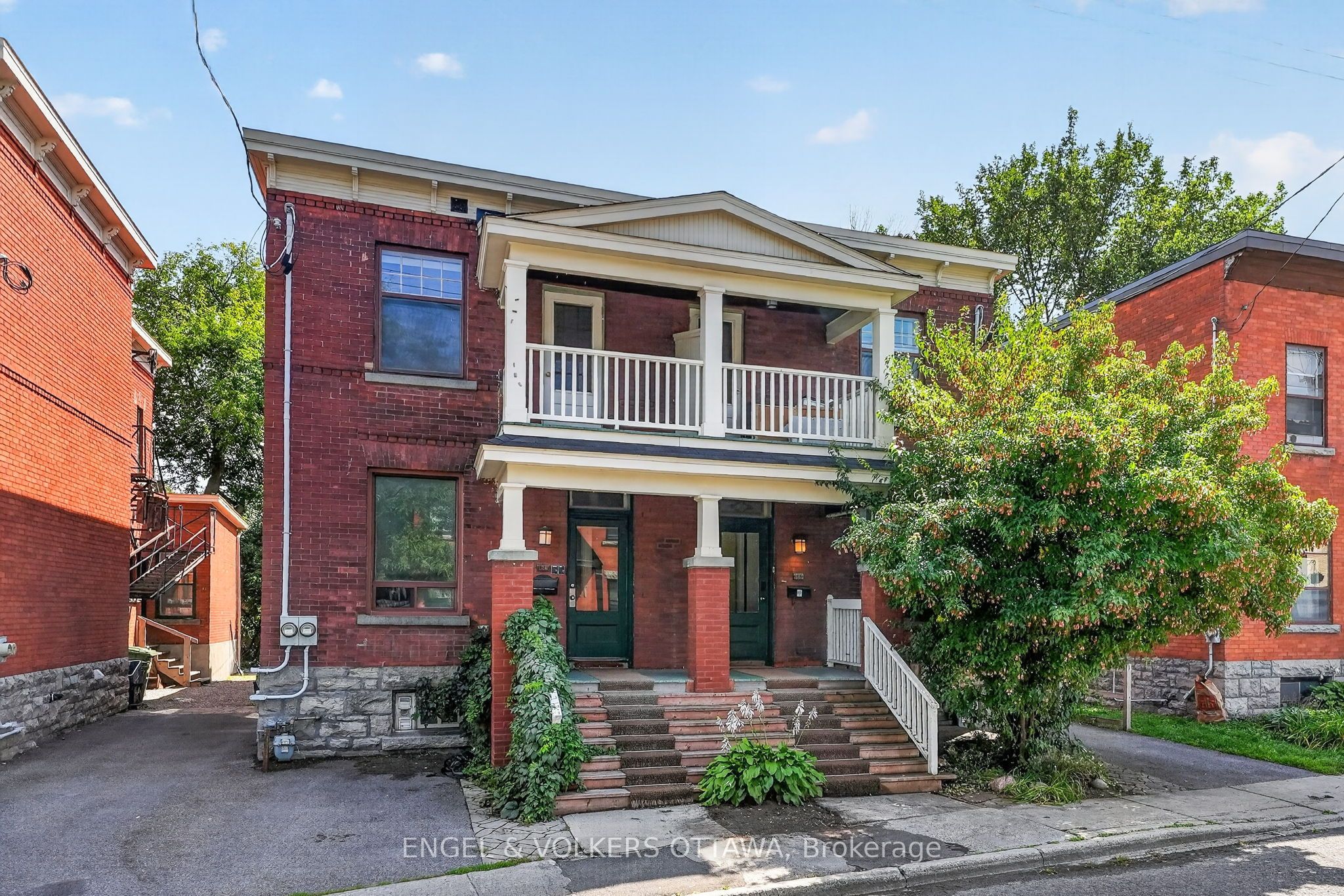 128 Second Avenue Property Photo 3