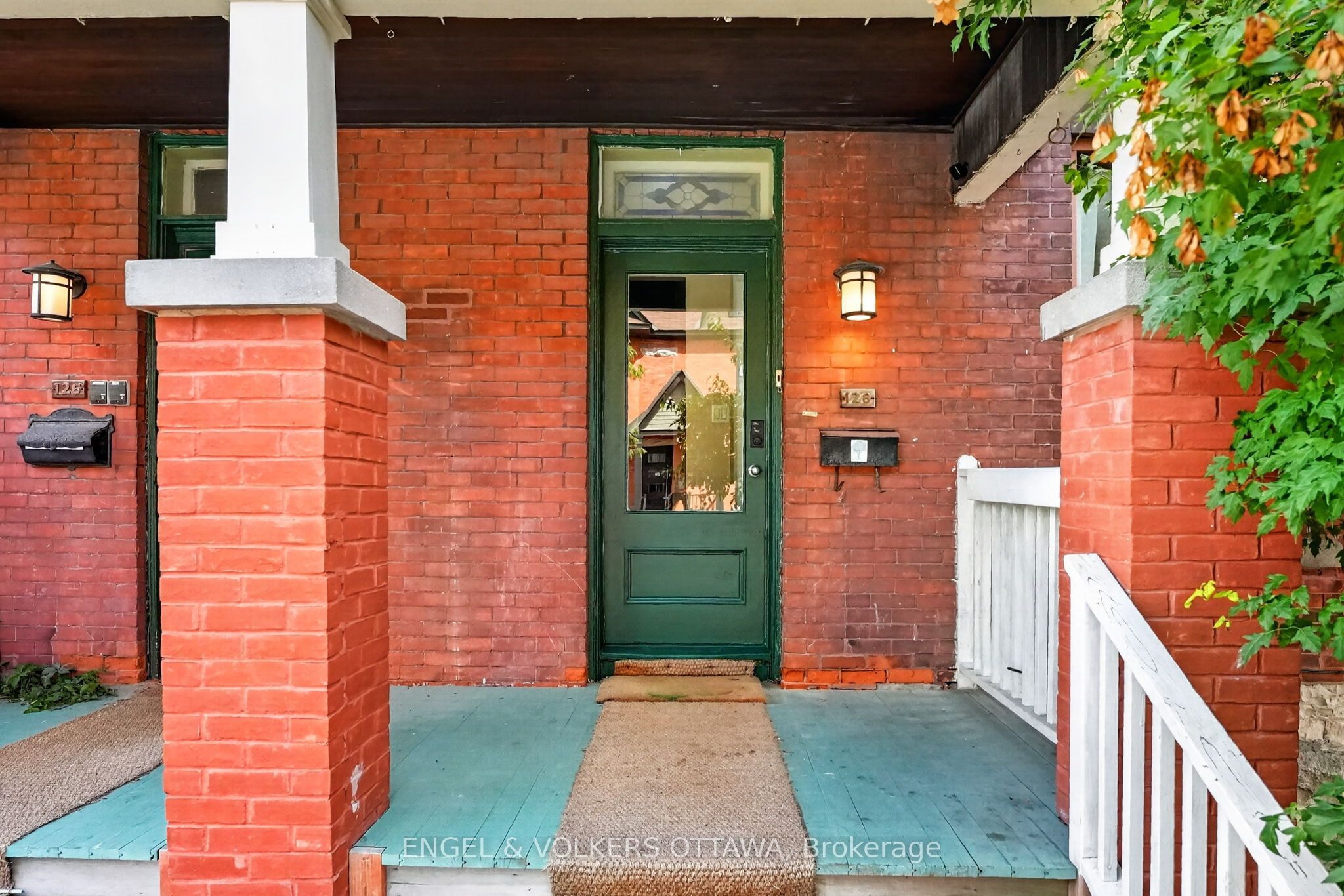 128 Second Avenue Property Photo 4