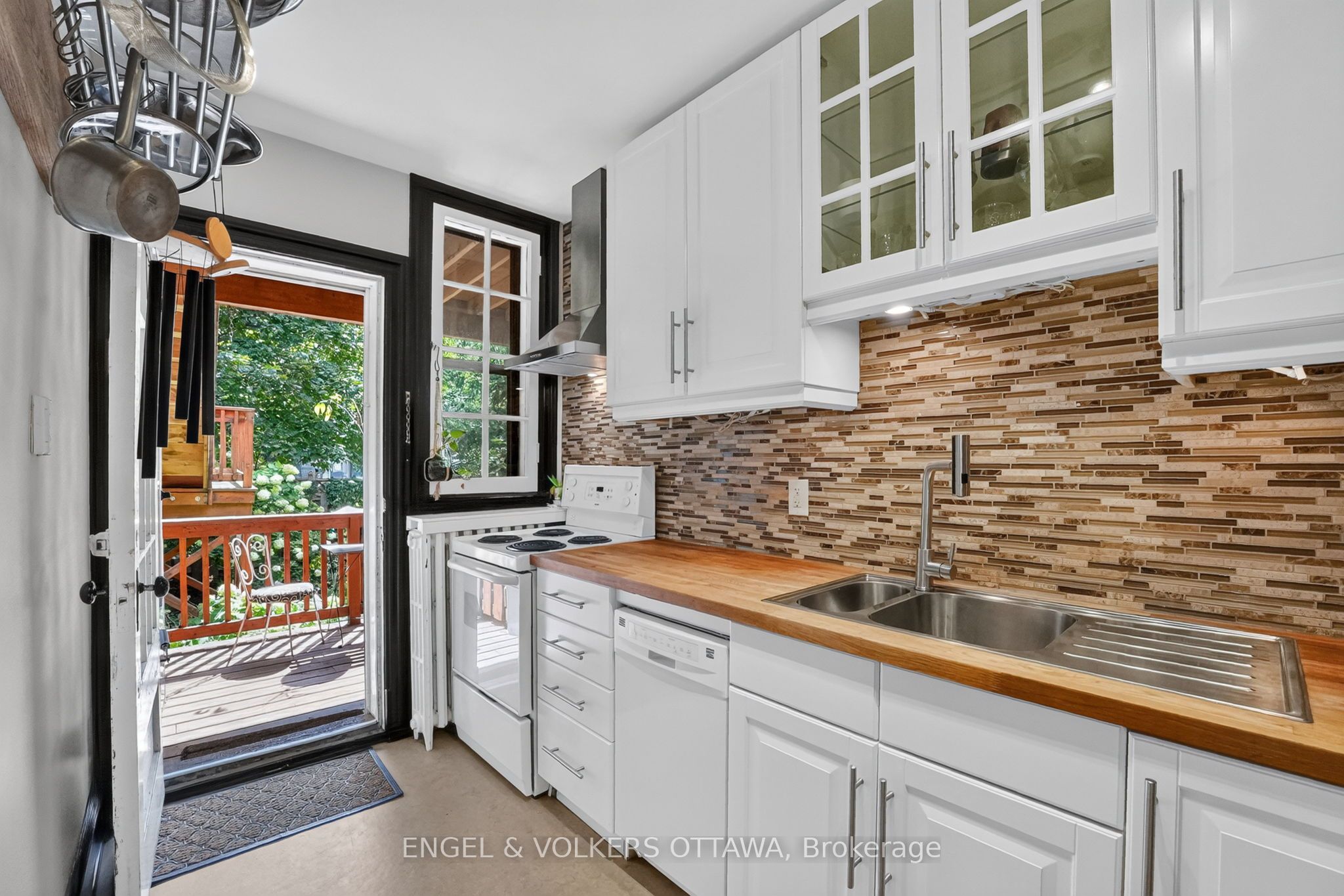 128 Second Avenue Property Photo 16