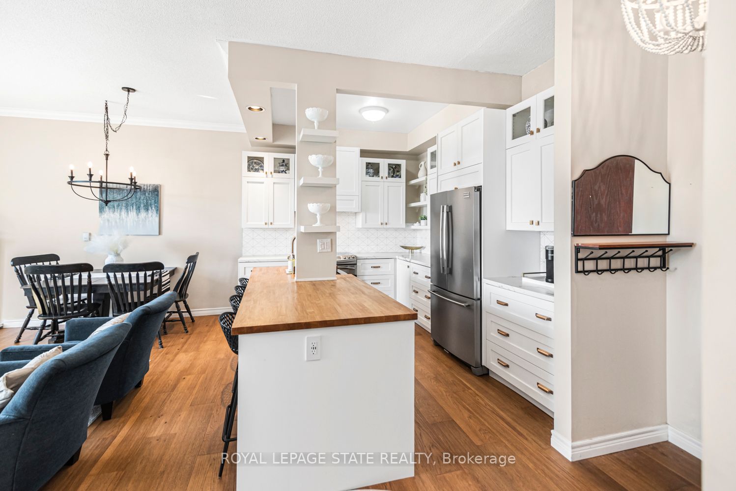 262 Dundas Street E 311 Property Photo 16