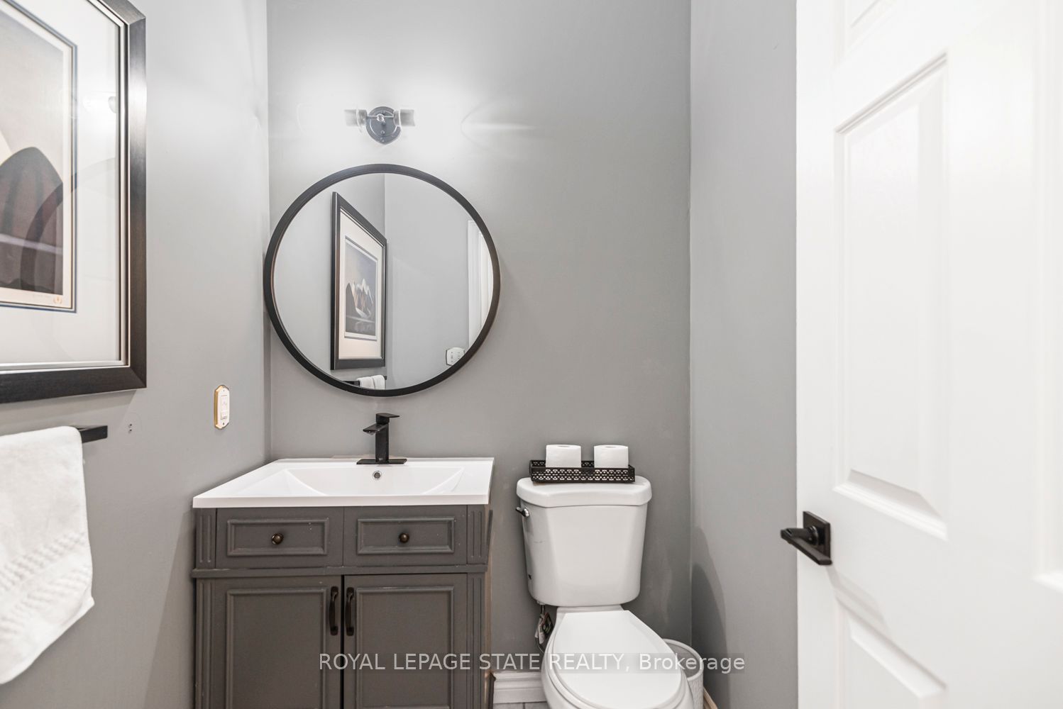 262 Dundas Street E 311 Property Photo 17