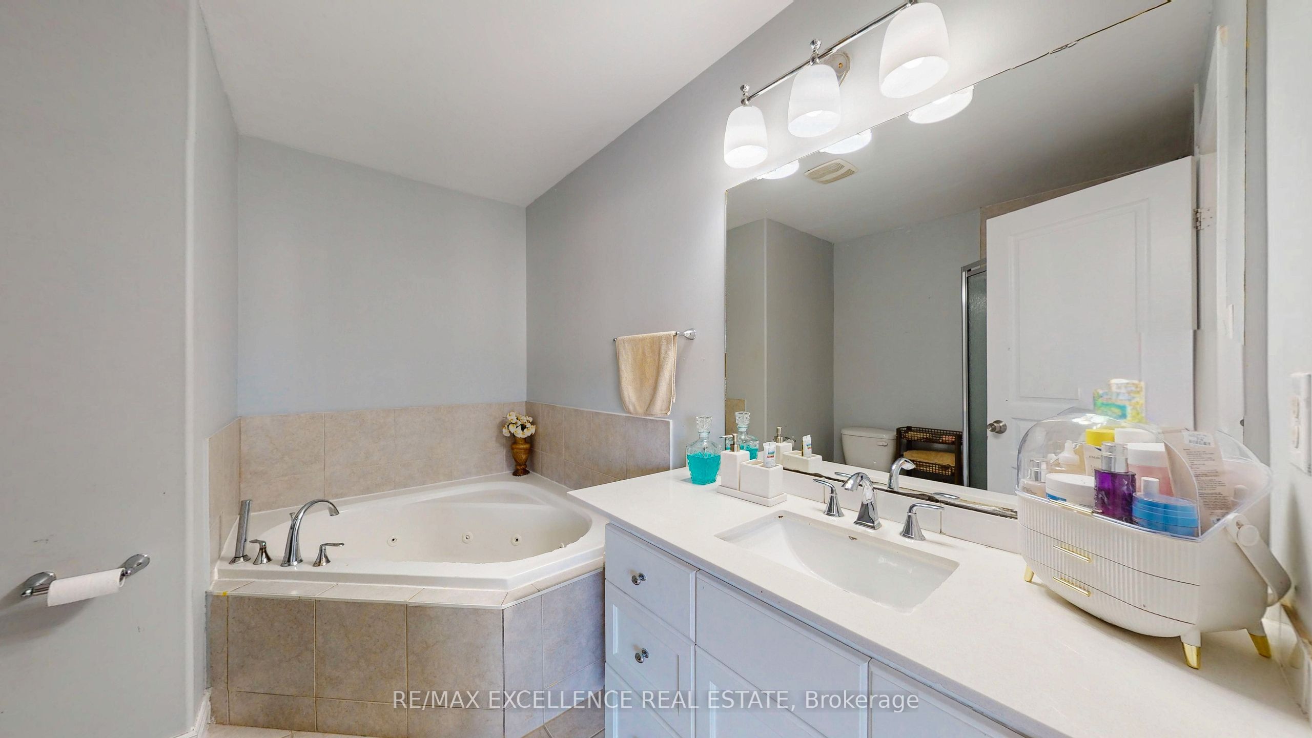 4875 Adam Court Property Photo 18