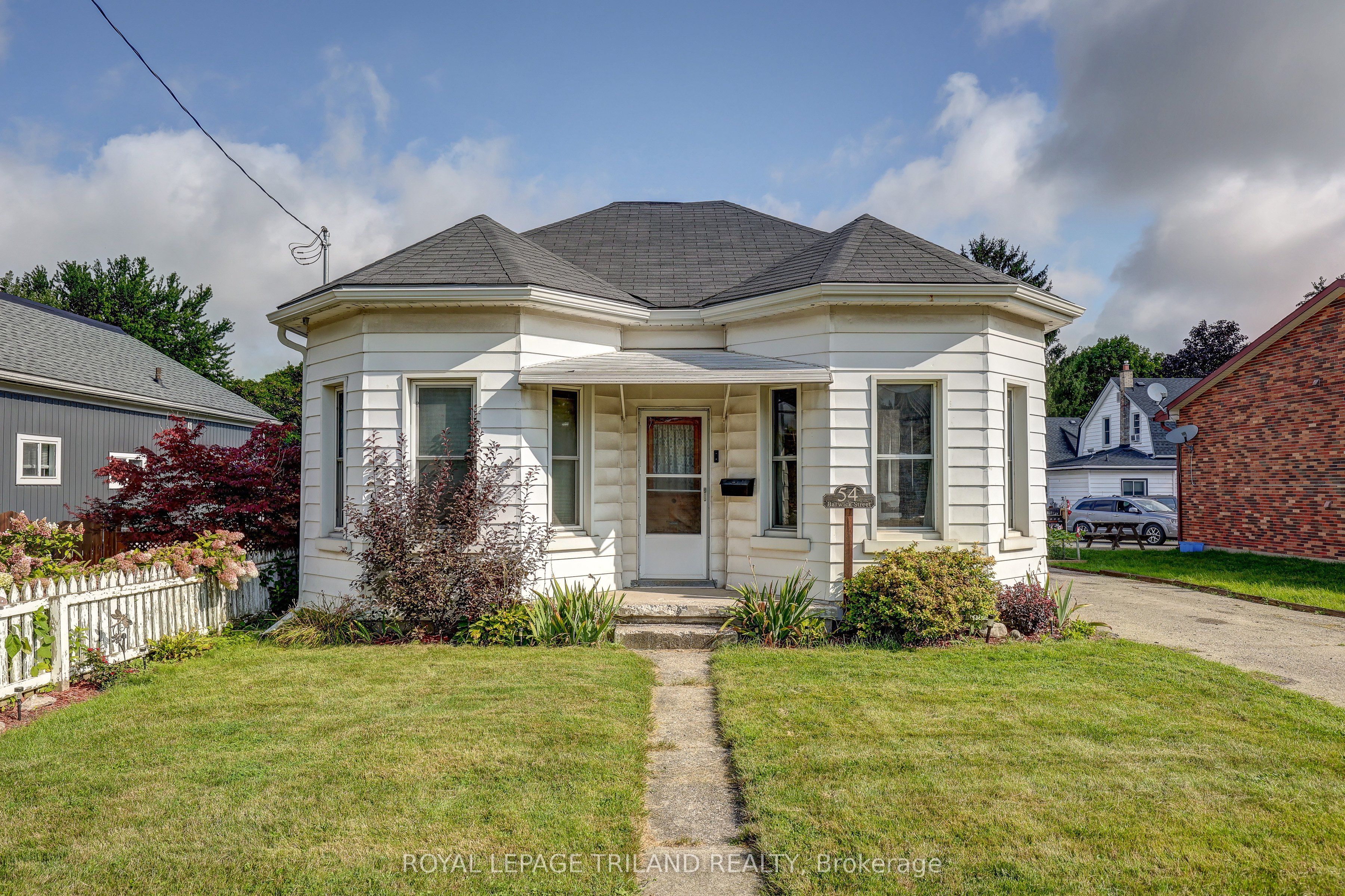 54 Barwick Street Property Photo 1