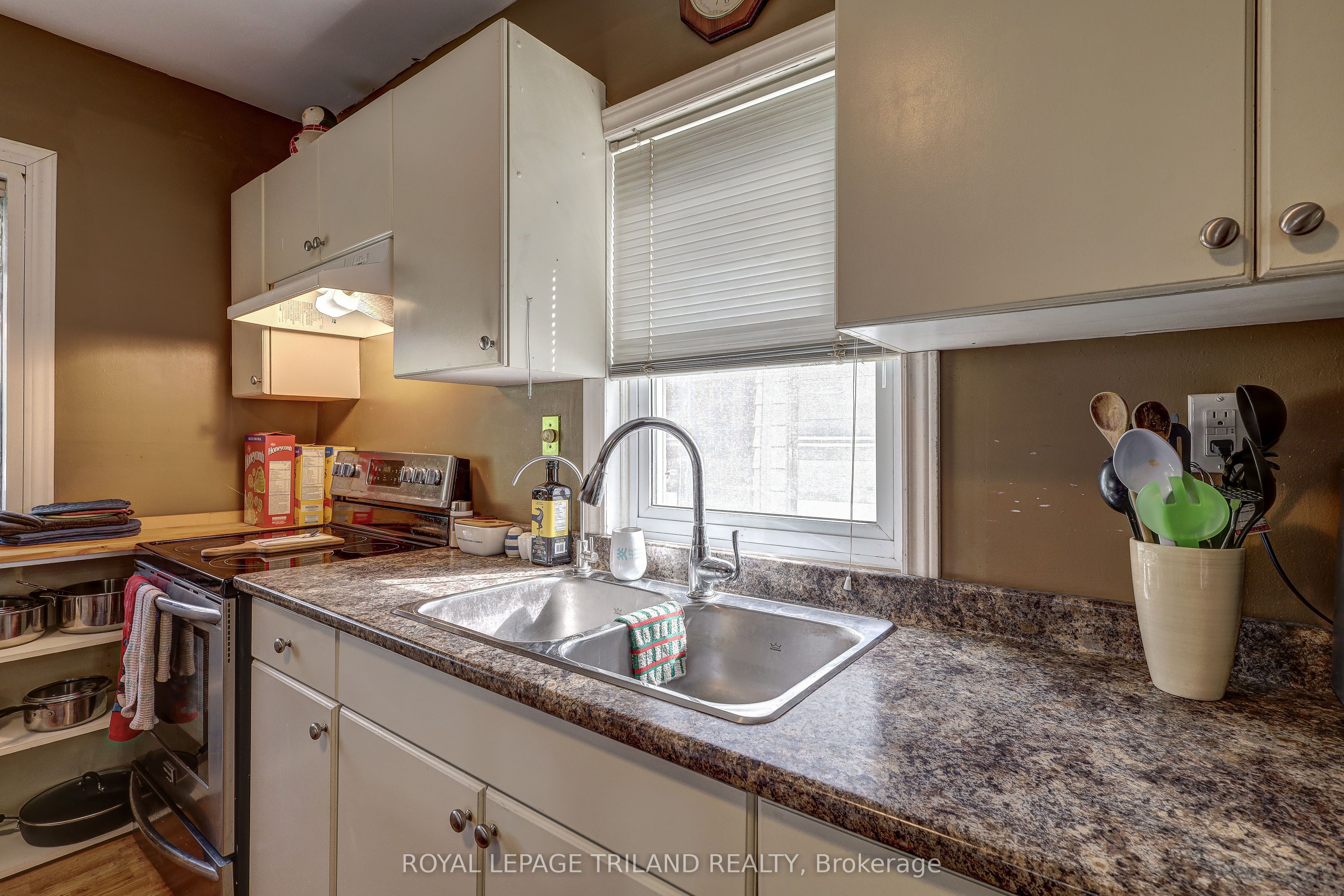 54 Barwick Street Property Photo 36