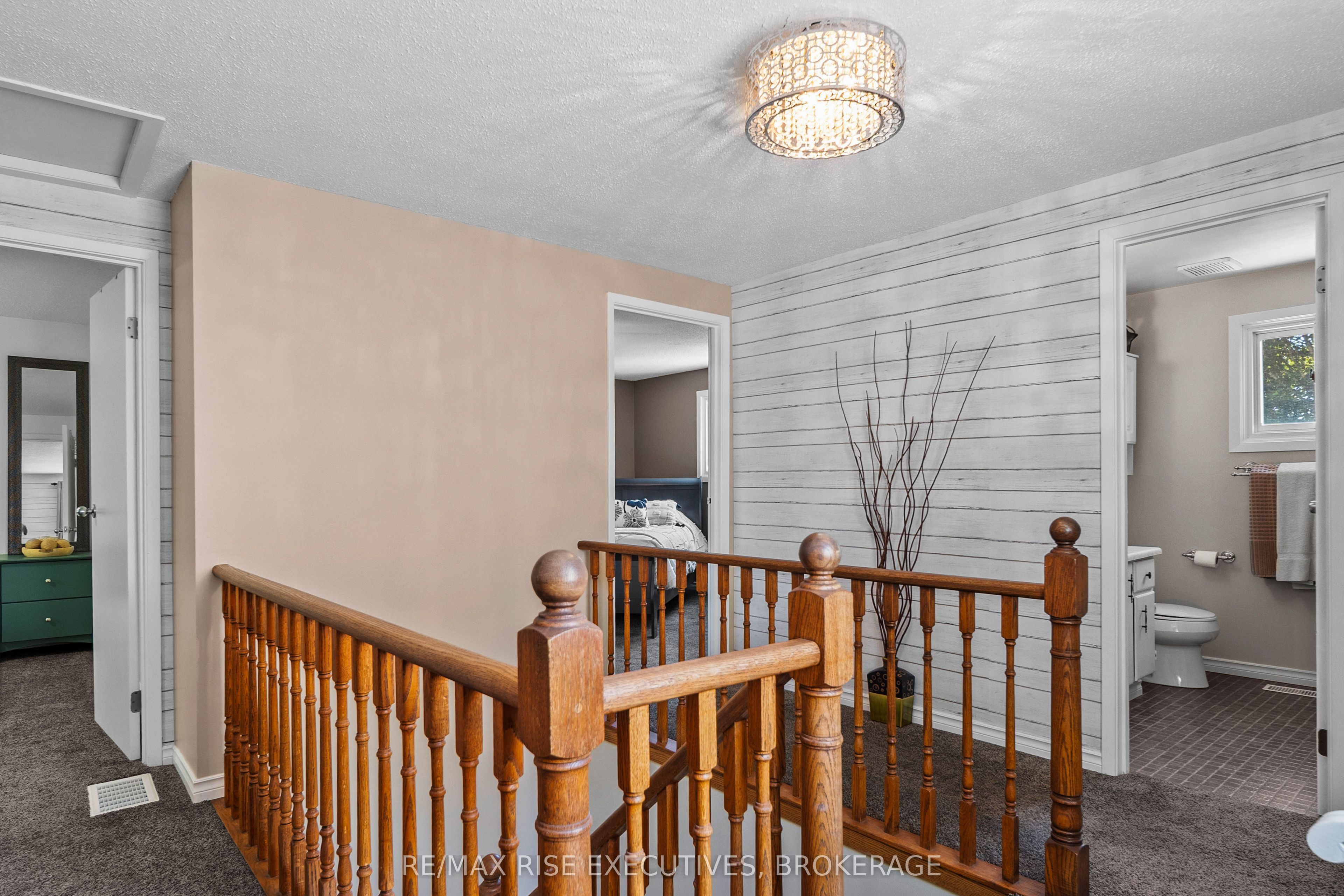 149 Grenadier Drive Property Photo 17