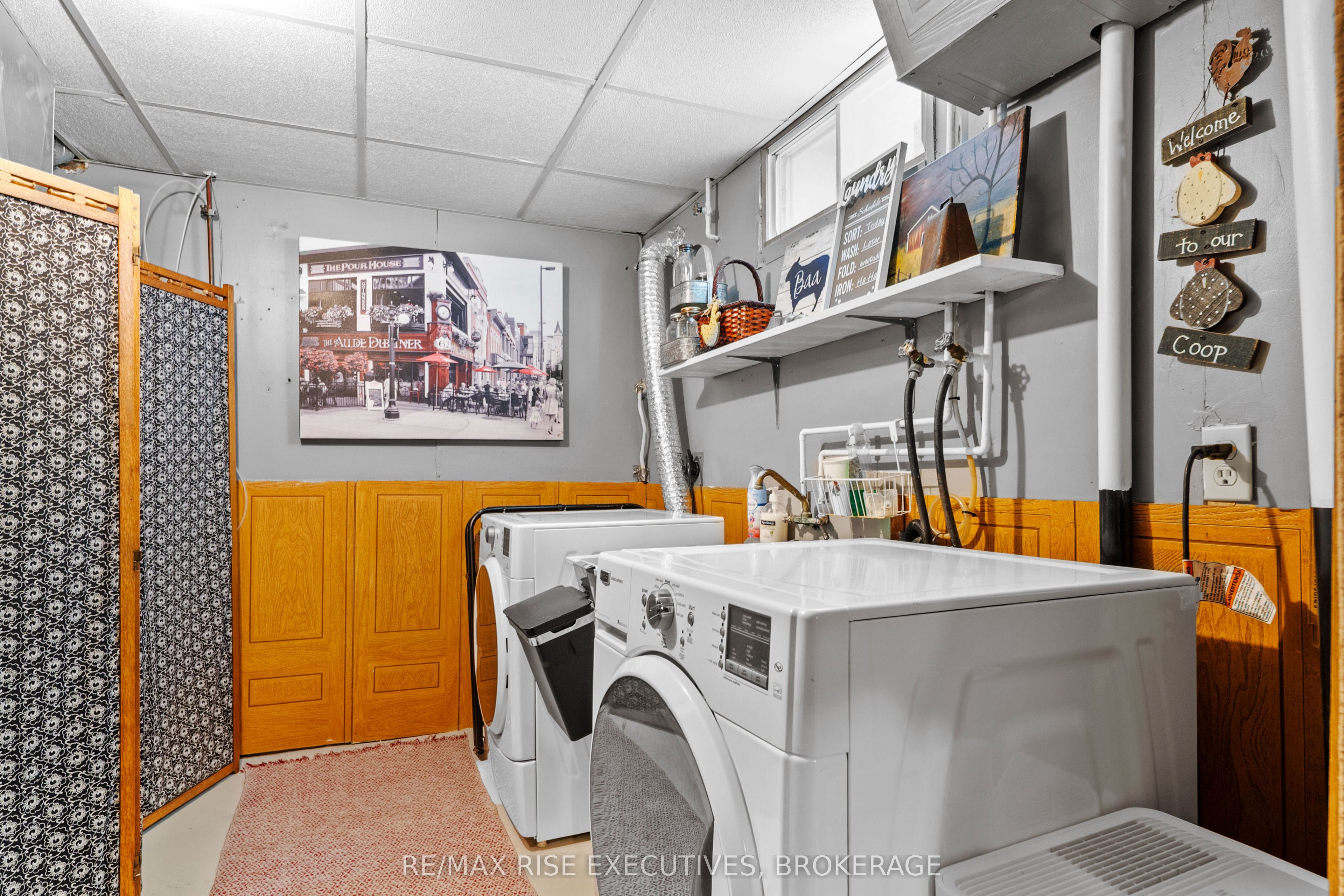 149 Grenadier Drive Property Photo 29