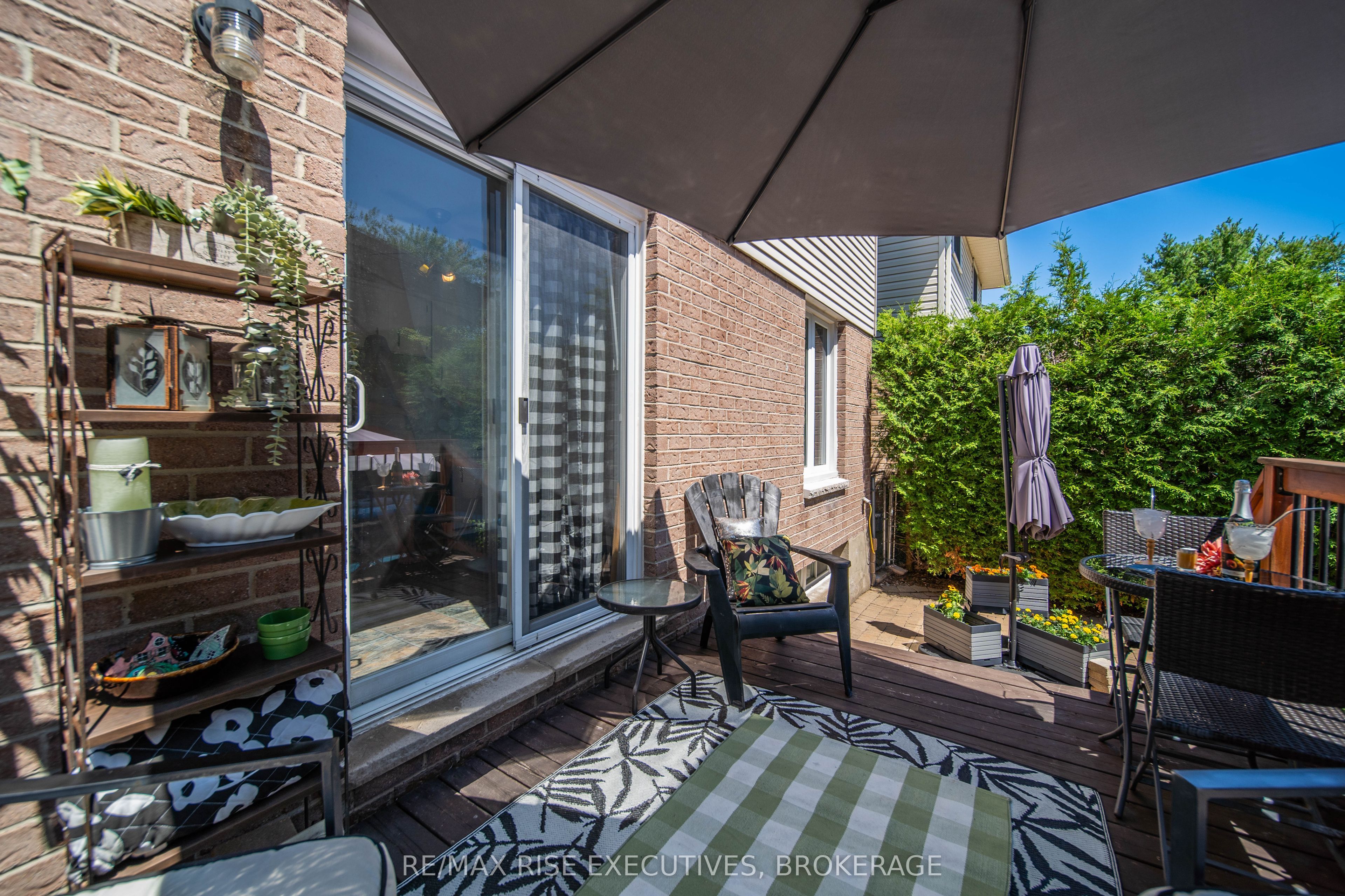 149 Grenadier Drive Property Photo 39
