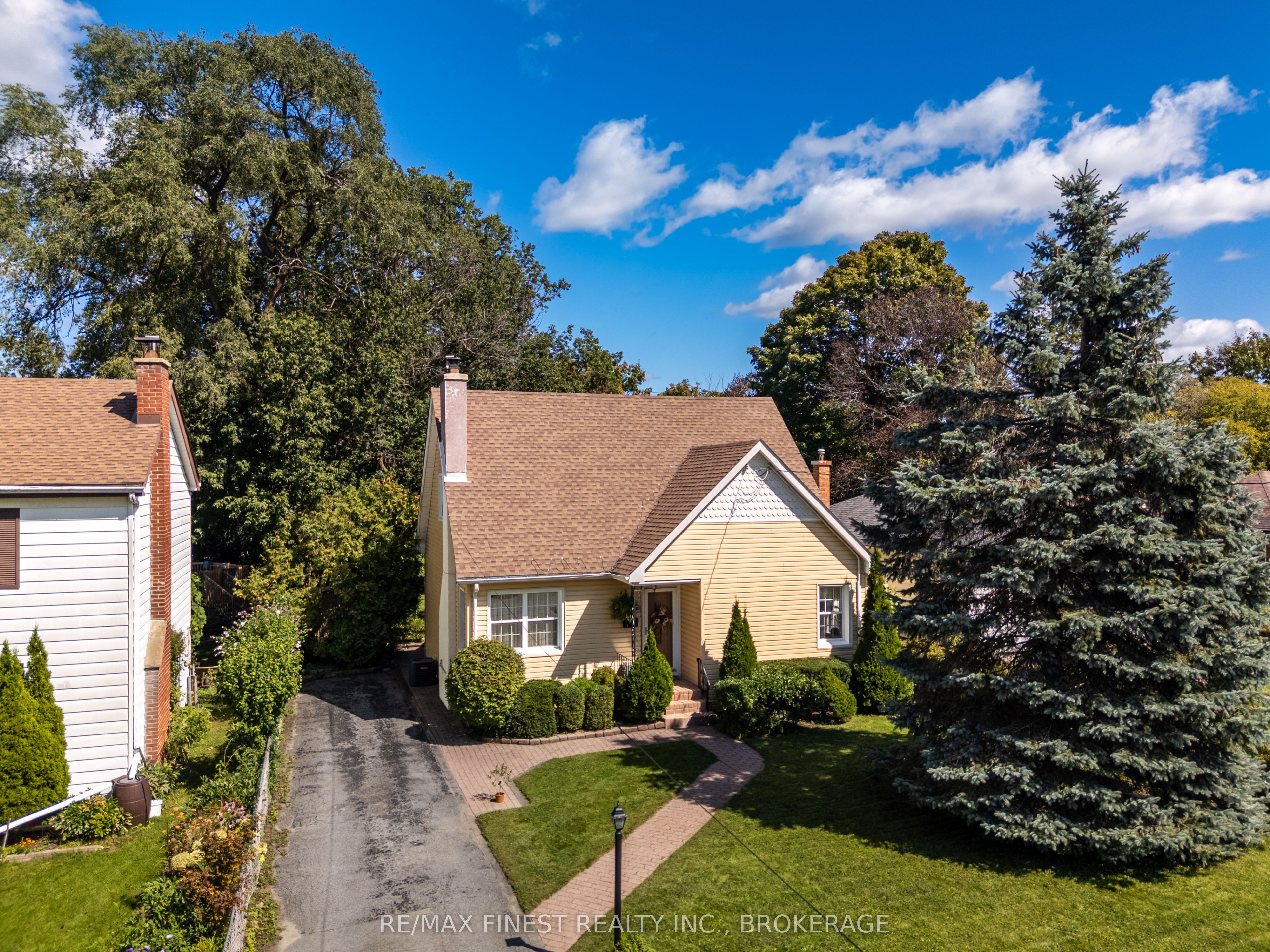 15 Alexander Street Property Photo 1