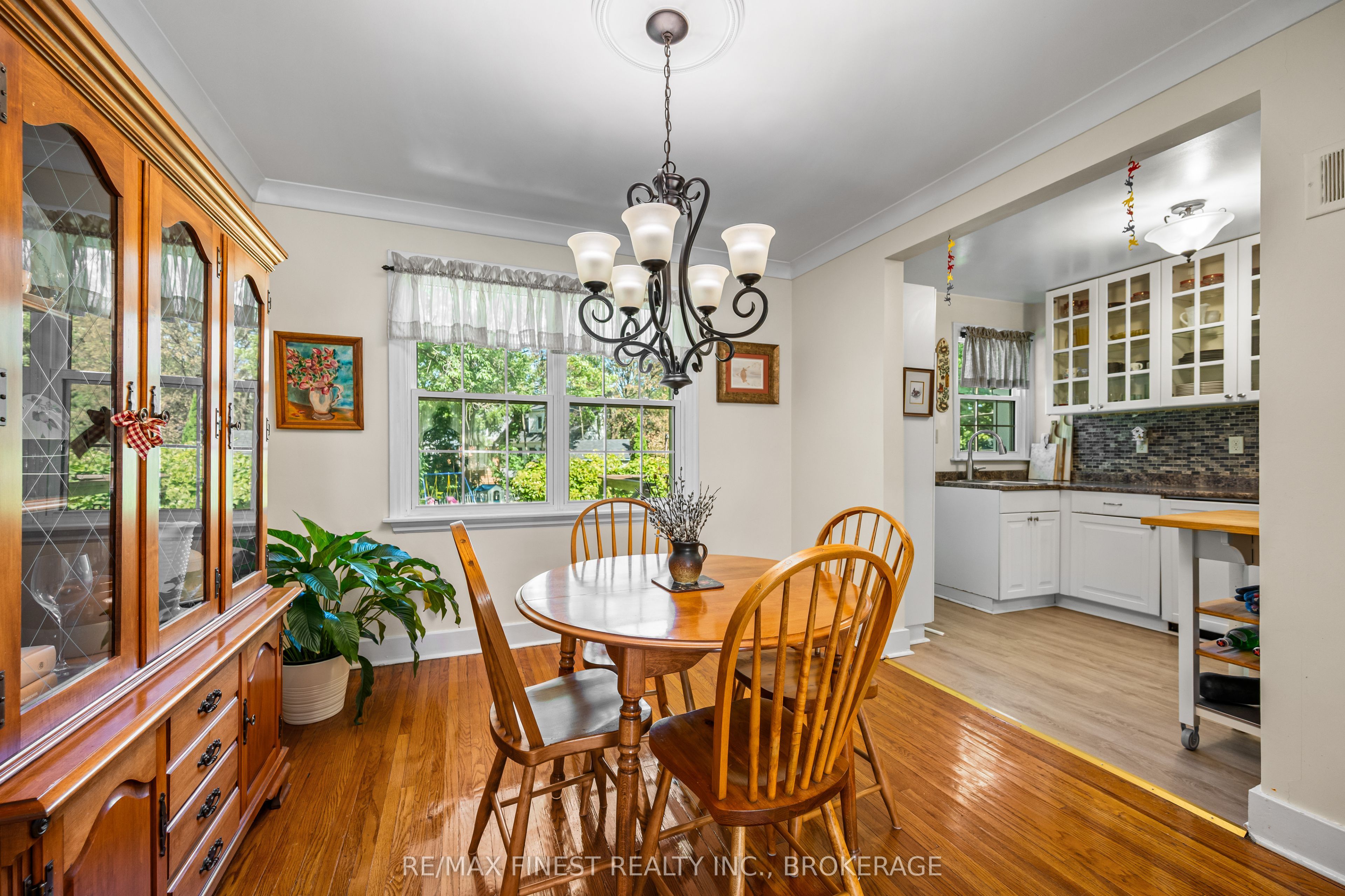 15 Alexander Street Property Photo 8