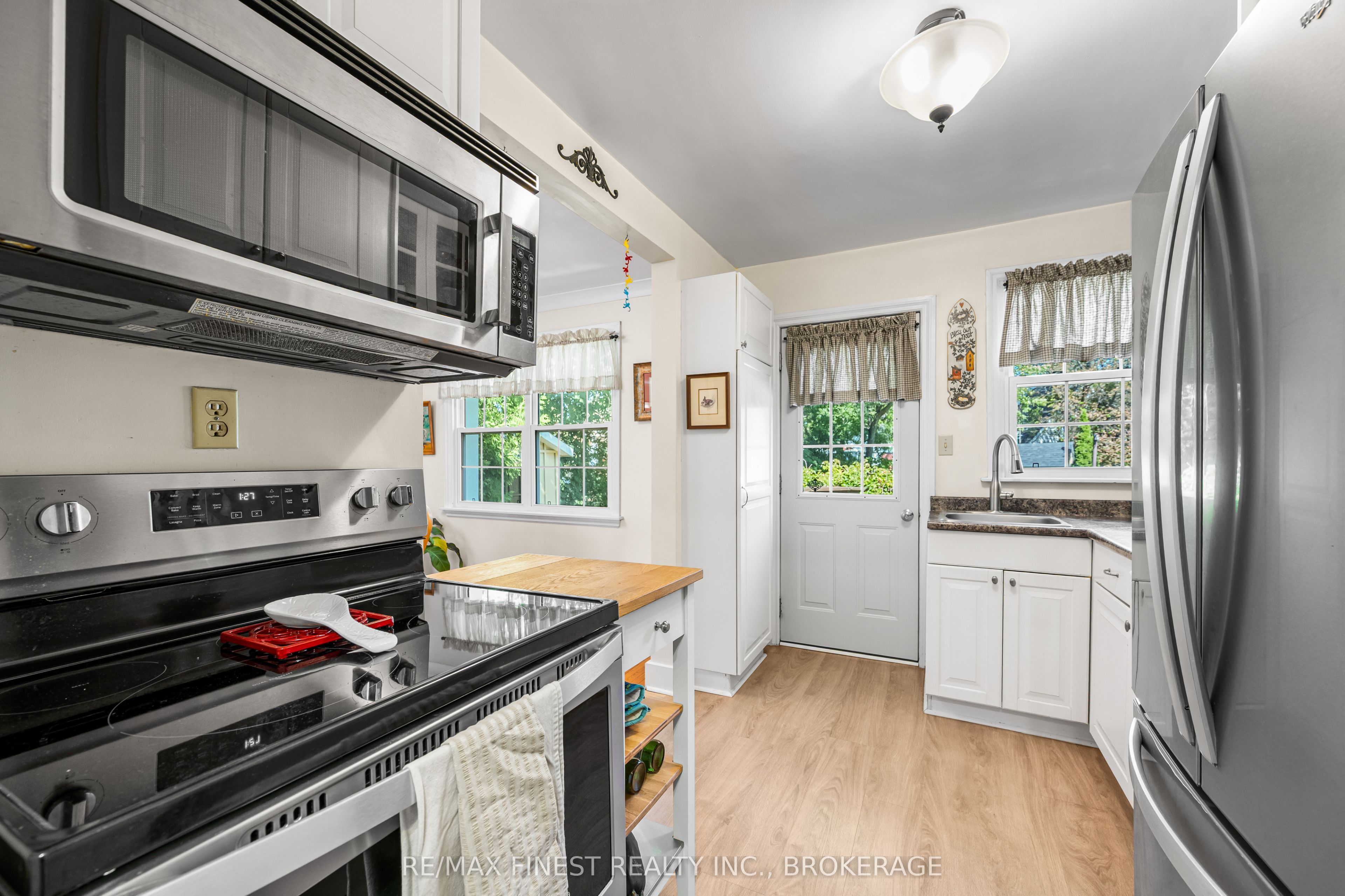 15 Alexander Street Property Photo 10